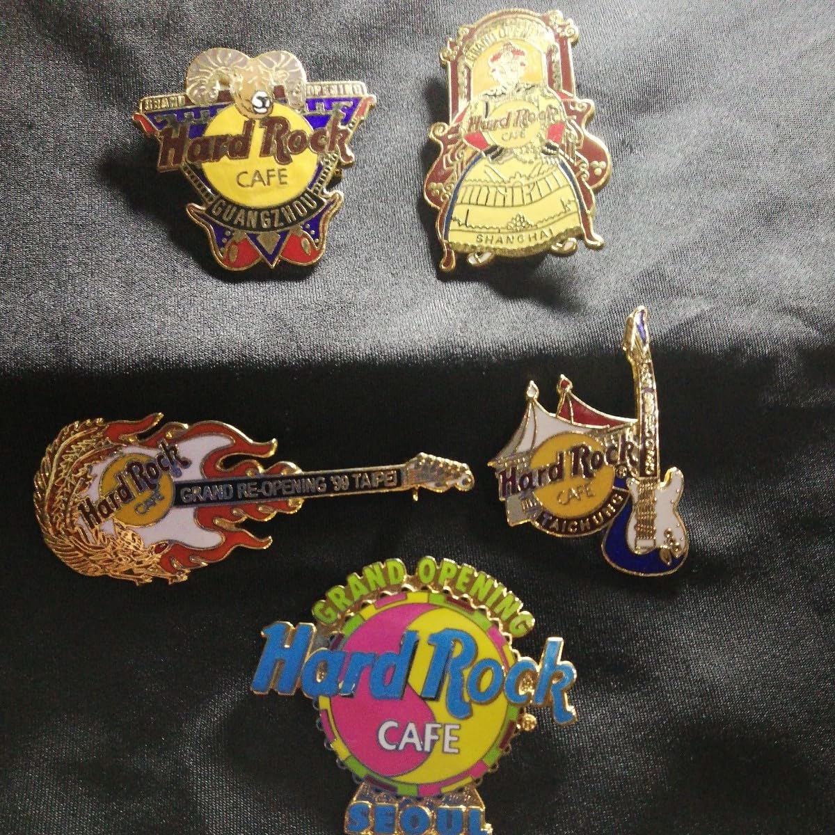 ハードロックカフェチェックポイントチャーリーグランドオープニングピン ハードロックカフェチェックポイントチャーリーグランド