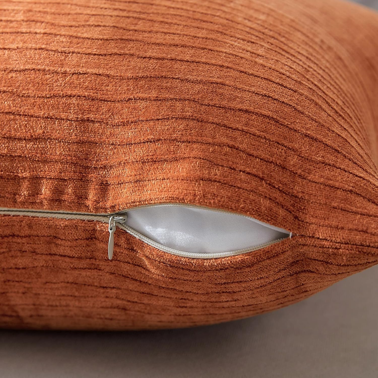 WLNUI Rust Pillow Covers 18x18 Inch Set of 2 Fall Cozy Waved Textured Chenille Decorative Throw Pillow Covers for Couch Sofa Bed Living Room Farmhouse Decorations