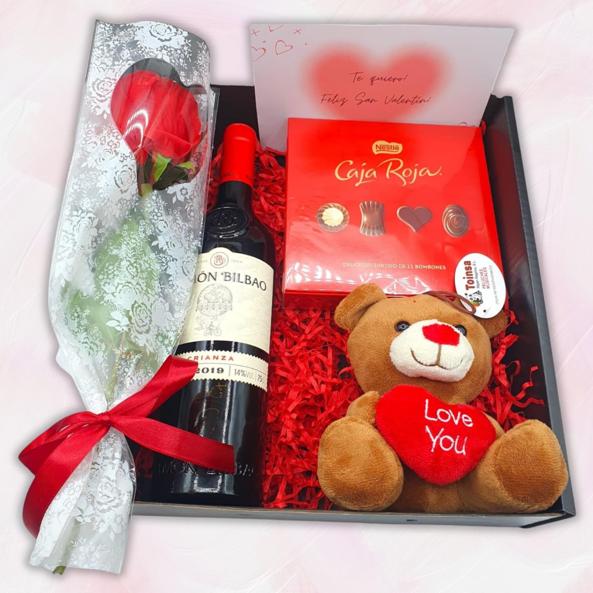 Pack Regalos Originales para San Valentin | Incluye Vino Ramon Bilbao + Bombones San Valentin Caja Roja Nestle + Osito Peluche LOVE + Rosa | Perfectos Regalos de San Valentín para Mujer y Hombres