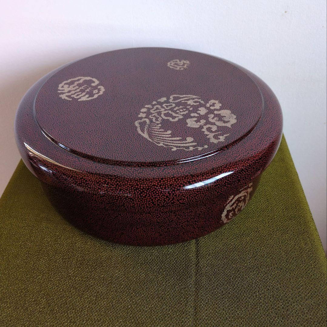 伝統工芸品　津軽塗　七々子塗　茶櫃セット　梅模様 Amazon.co.jp: 津軽塗 七々子塗 伝統工芸 茶櫃 茶托 茶筒 茶さじ 急須