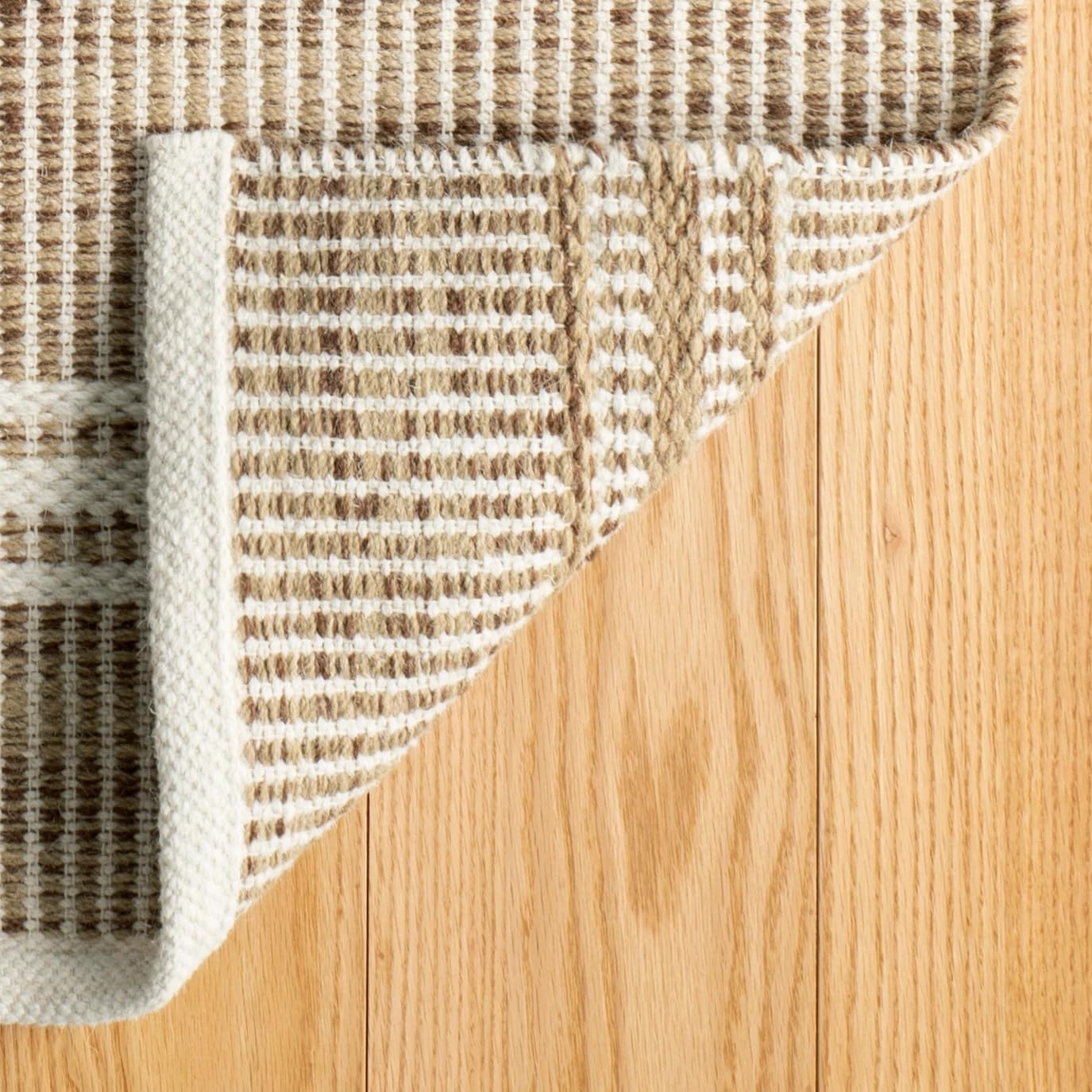 Dash and Albert Malta, Natural, 2' x 3', Costal Charm, Handwoven, Wool, Striped, Soft and Cozy, High Traffic, Durable, Easy to Clean, Area Rug for Bedroom, Living Room, Dining, Den, Foyer, Entryway