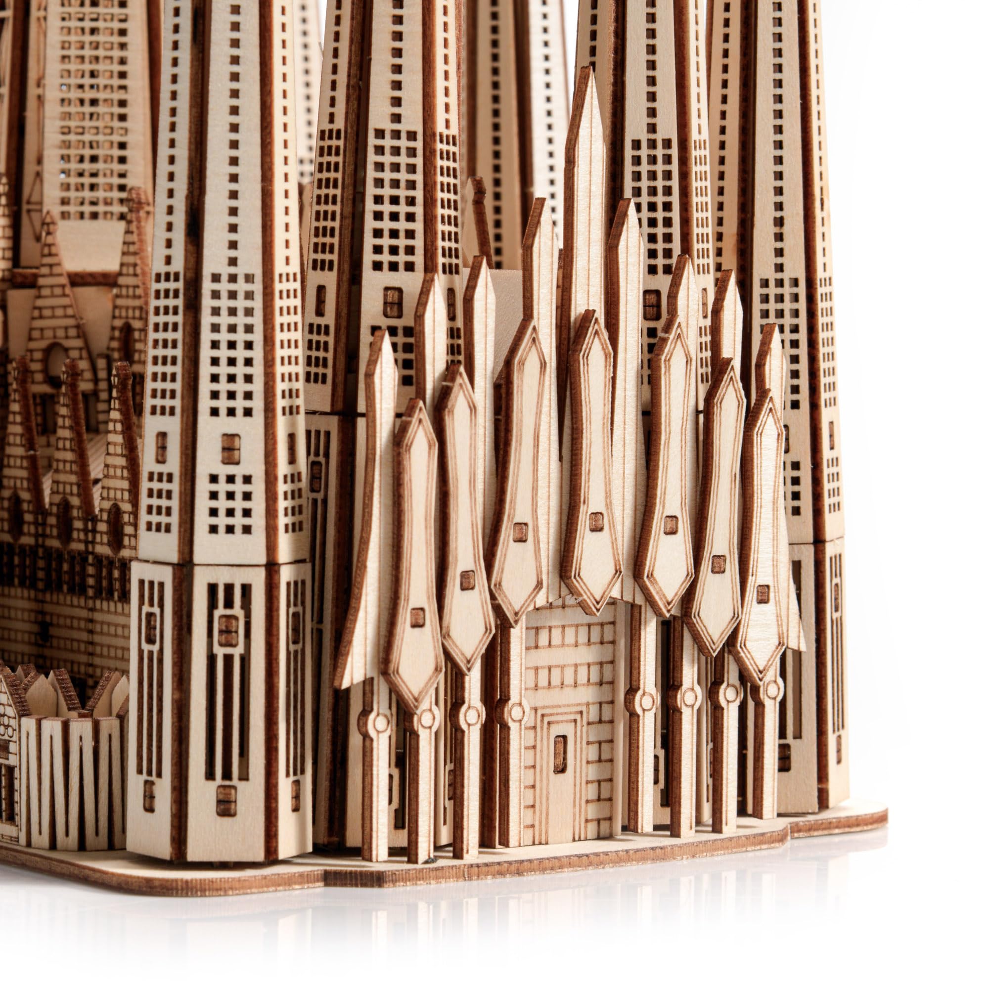 Little Story Puzzle éducatif en bois - Modèle 3D - Kit à faire soi-même - Cadeau pour enfants et adultes - (Sagrada Familia)