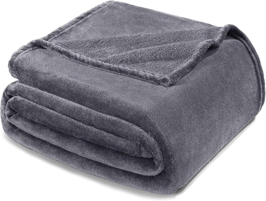 Amazon.com: Exclusivo Mezcla Fleece Throw XL Blanket for Couch
