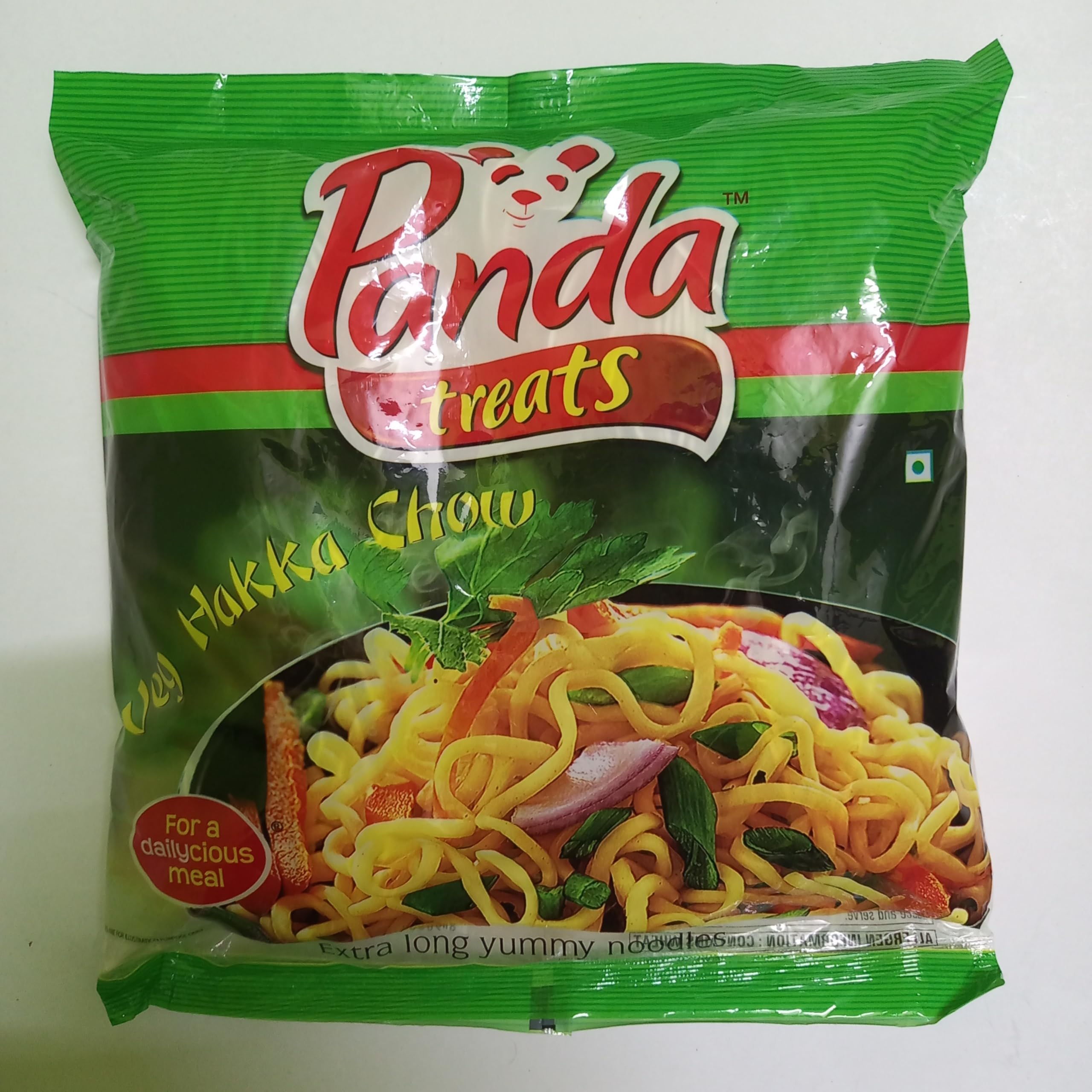 Panda Treats Chow Mein Snacks (400g X 2) | Veg Hakka Chow | 5 Mins Instant Noodles (B0DF672F93) Amazon Price History, Amazon Price Tracker