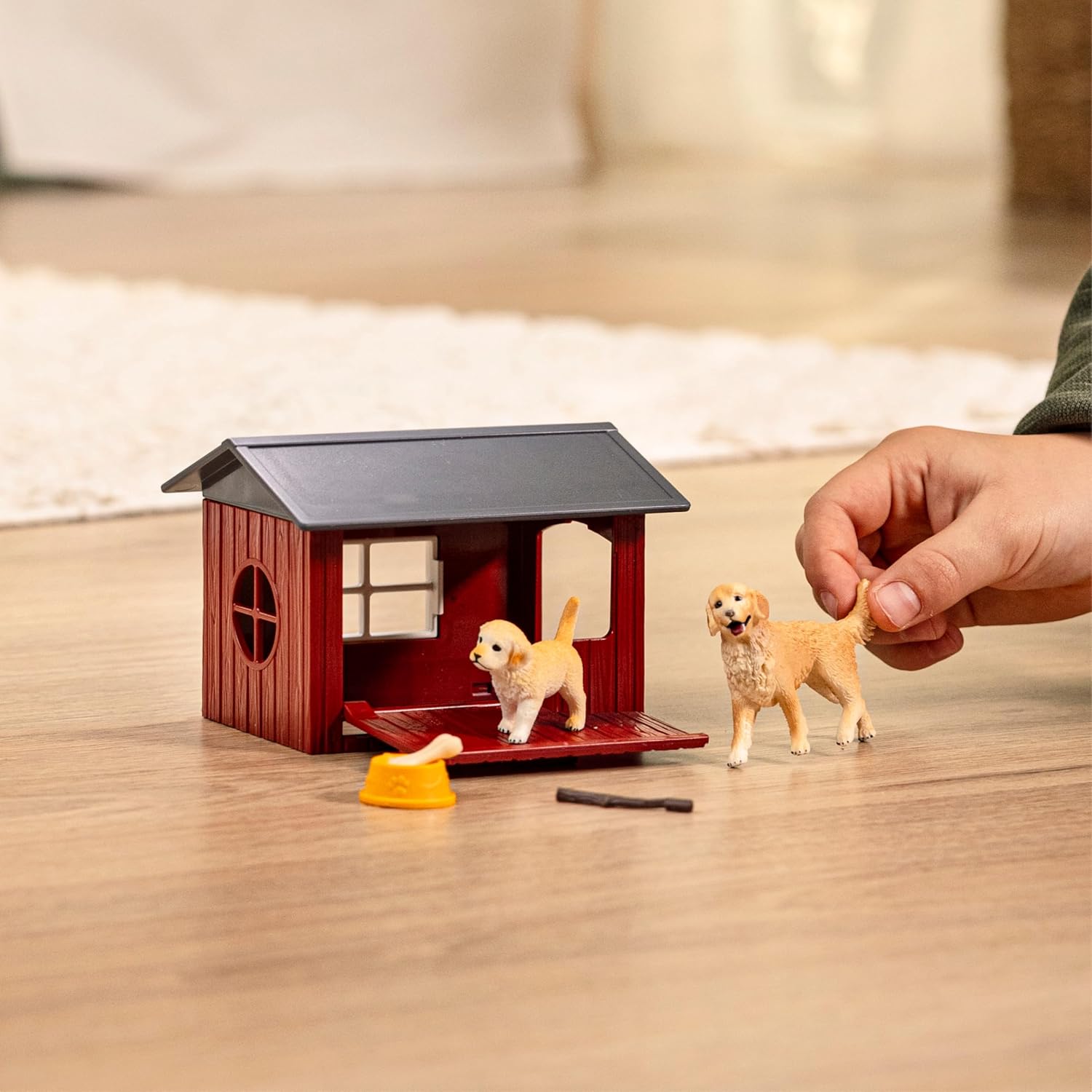 Schleich Farm World - 6pc Toy Dog Kennel Play Set with Golden Retrievers for Kids. Farm Animal Toys for Boys and Girls. Fun Dog House and Puppy Figure for Screen-Free Play for Children Ages 3+ 42722
