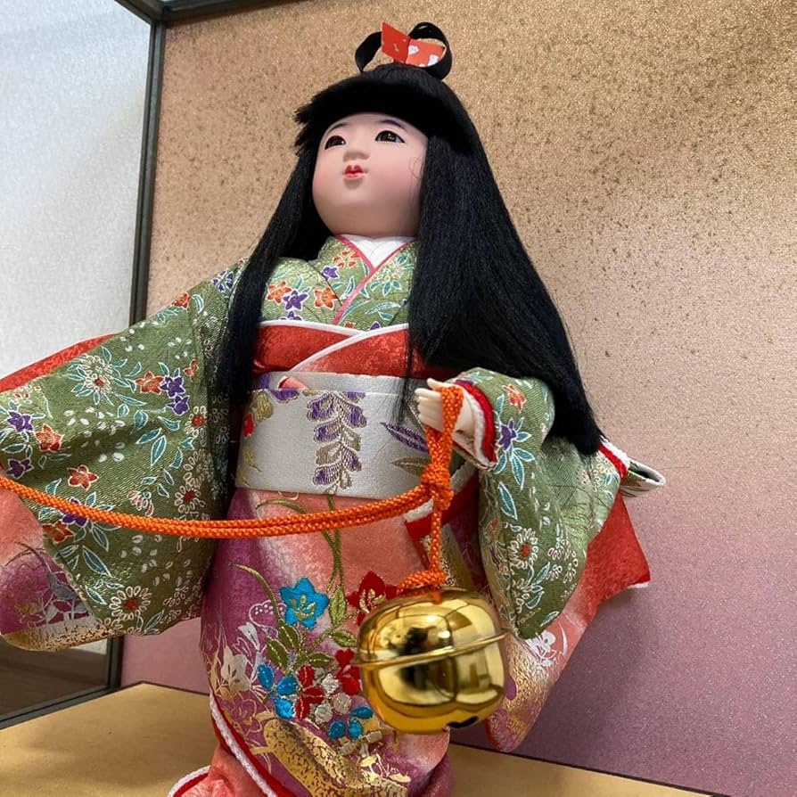 意匠登録出願中　珍品　平家一族日向名品　箱入りひえつき人形振り袖姿　宮崎人形店 意匠登録出願中 珍品 平家一族日向名品 箱入りひえつき人形