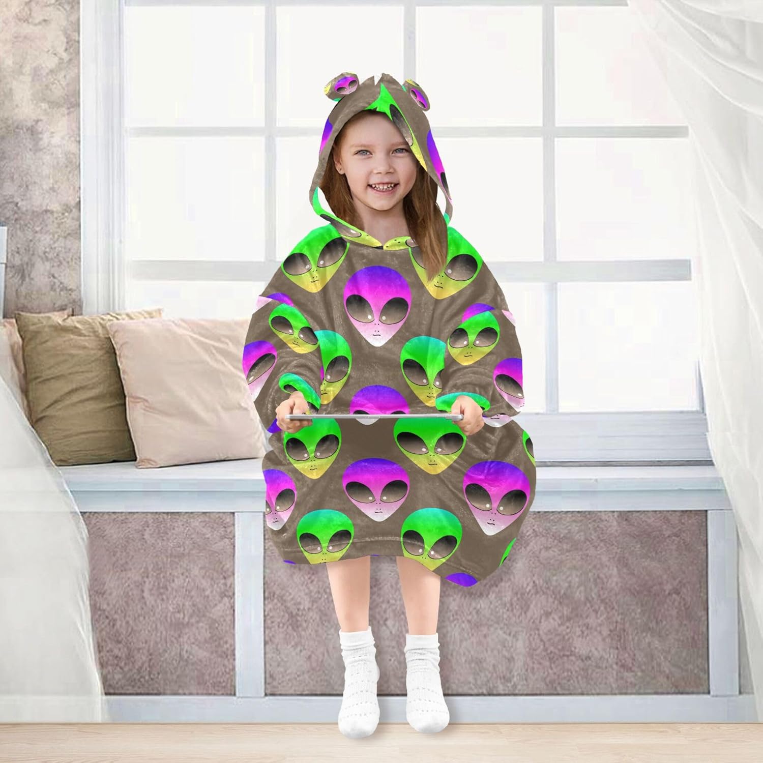 Cute Alien Ufo Kids Wearable Blanket Hoodie with Pocket and Sleeves for Toddlers, Cute Hoodies Girls Boys B0404030