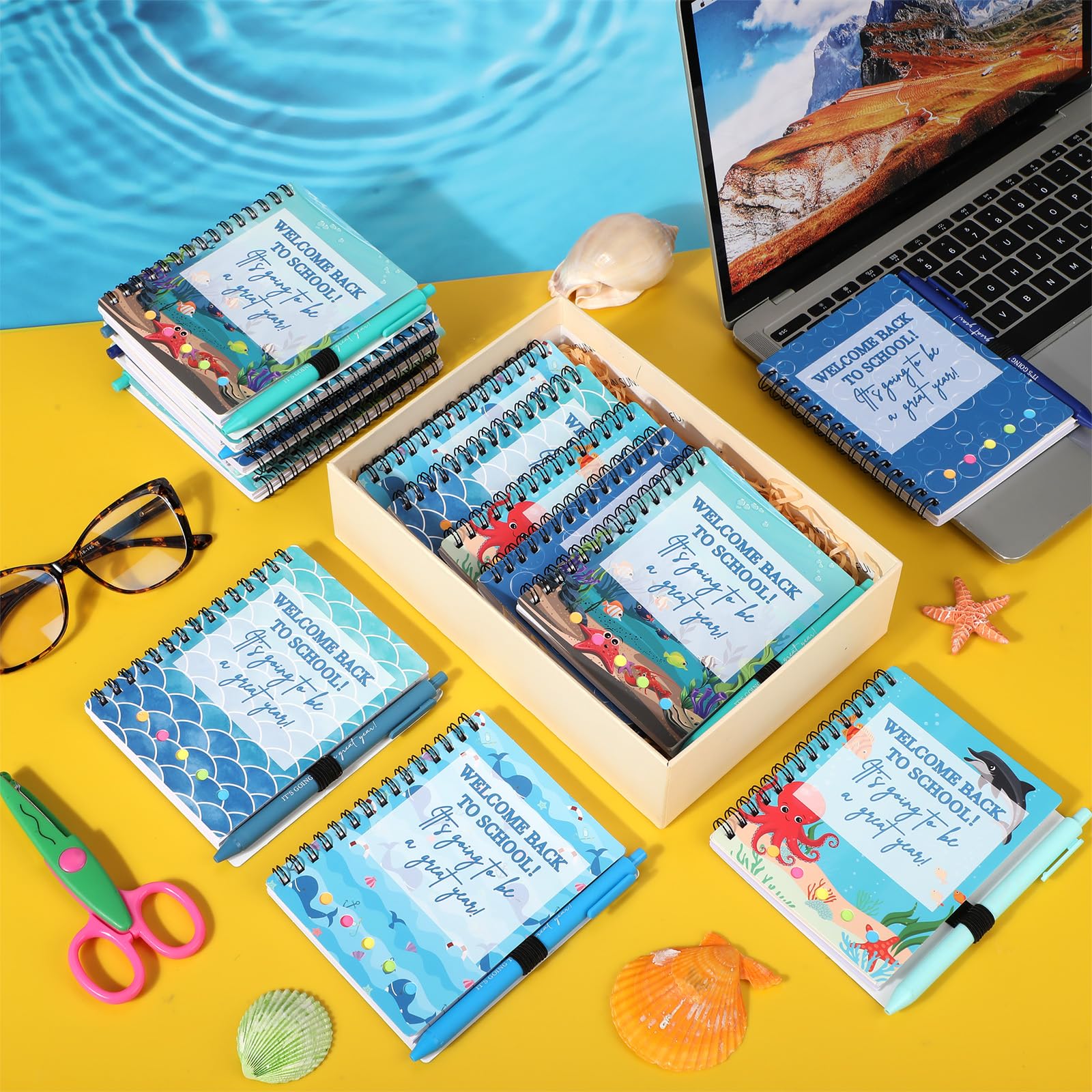 Dunzoom 40 quaderni con scritta "Welcome Back to School", 20 quaderni per il primo giorno di scuola, con linguette adesive, set di 20 penne ispiratrici per insegnanti e studenti (oceano, blu)
