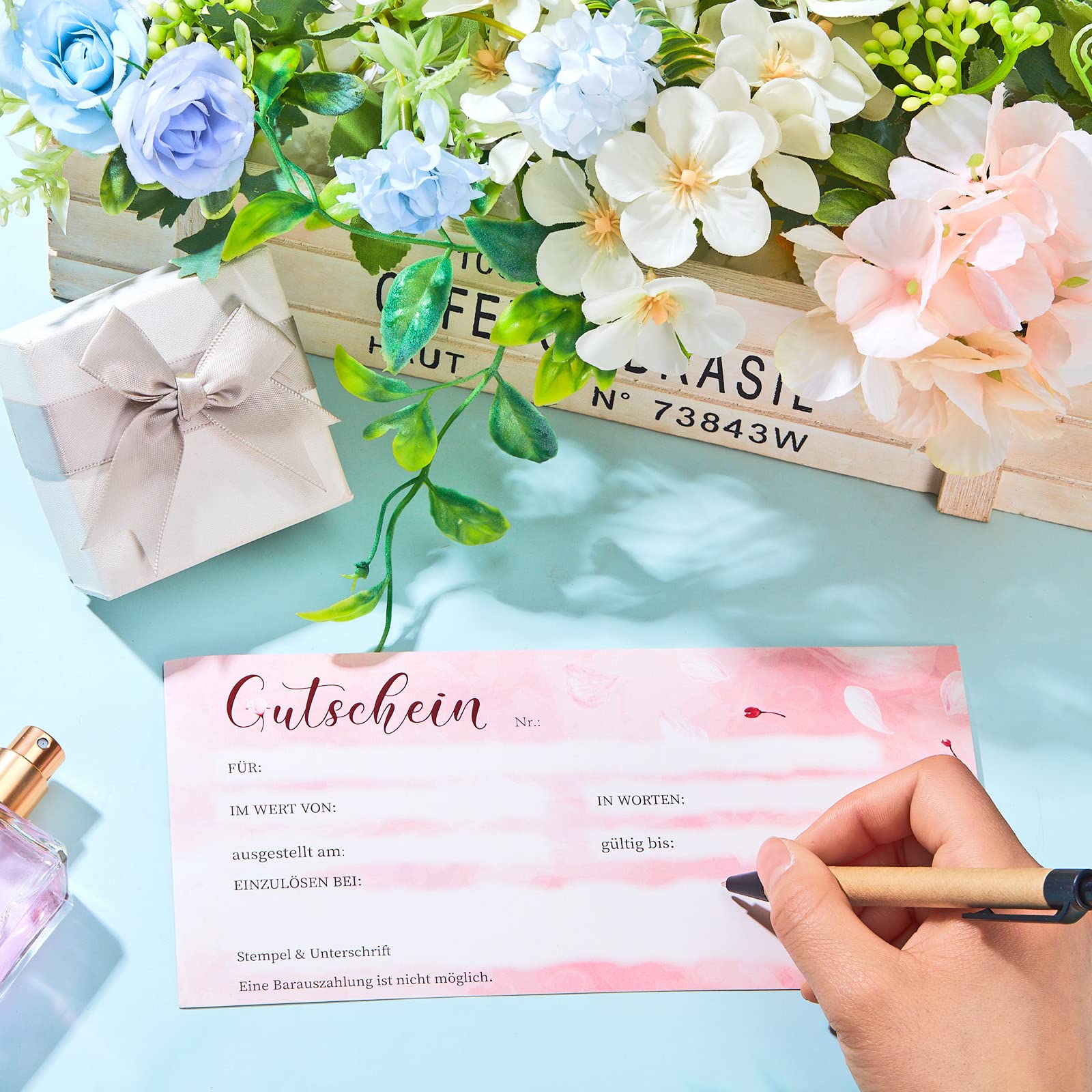 Patelai 50 Piezas de Vales de Regalo Cupón de Regalo en Blanco Floral Tarjetas de Cupón de 3,9 x 8,3 Pulgadas Certificados de Regalo para Negocios Tiendas Salón de Belleza Eventos de Boda Navidad