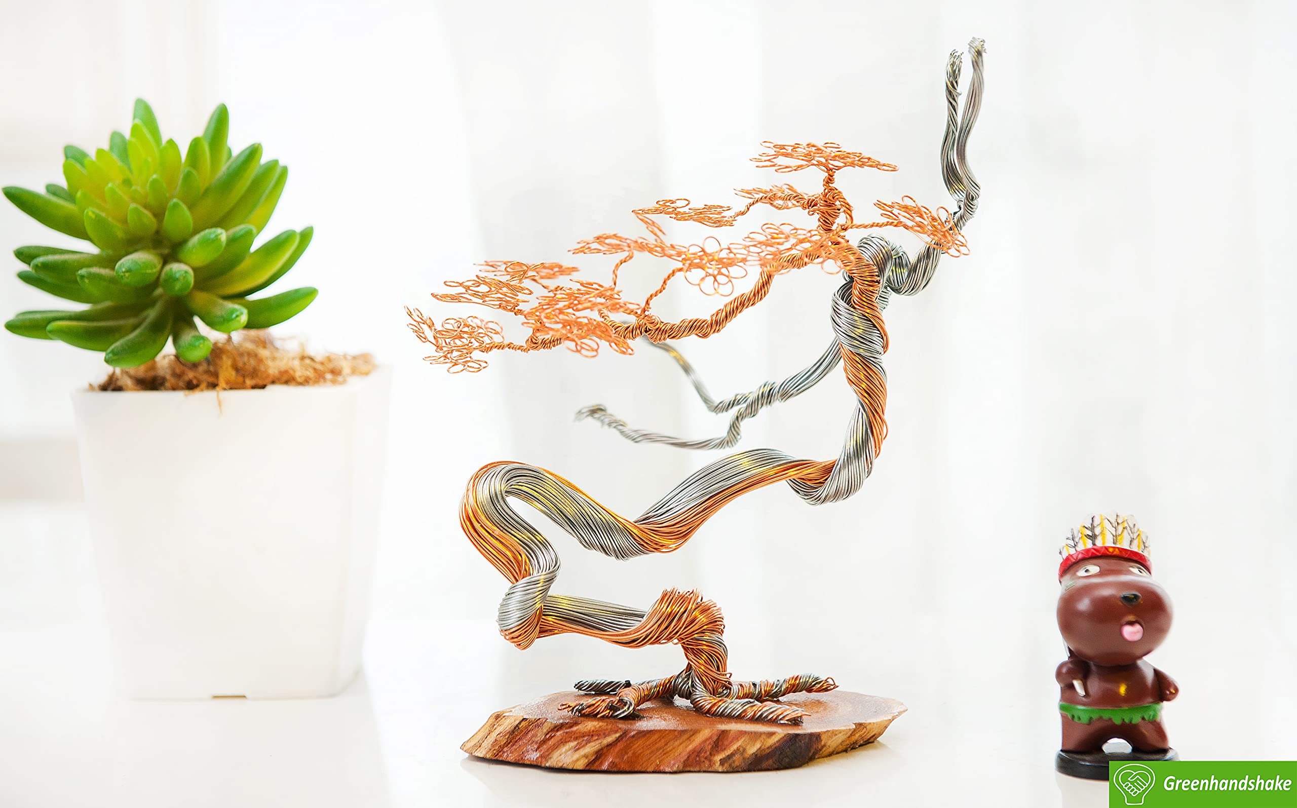 Amazon.com: GREENHANDSHAKE Mini Bonsai Copper Wire Tree Sculpture, Tree  Sculptures Modern, Best Gift, Handcraft, Home Decor, Office Table  Decoration, Indoor Decoration (Gold) : Home & Kitchen