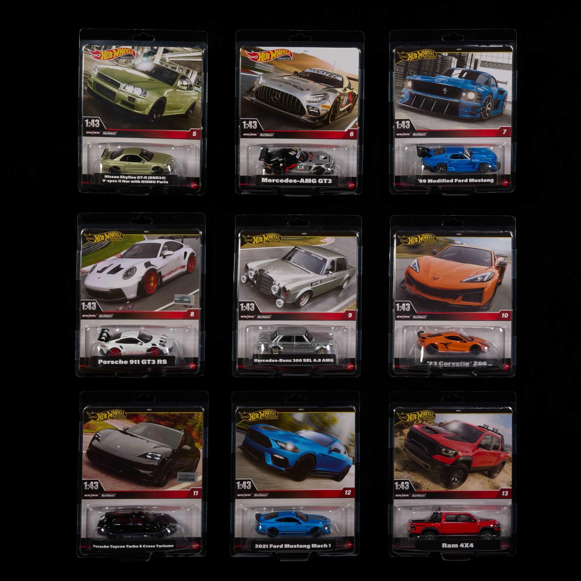 Hot Wheels Premium Porsche 911 GT3 RS Pojazd 1:43, oficjalnie licencjonowana replika, samochód zabawka z metalową konstrukcją i oponami Real Riders dla dorosłych kolekcjonerów, HWT03