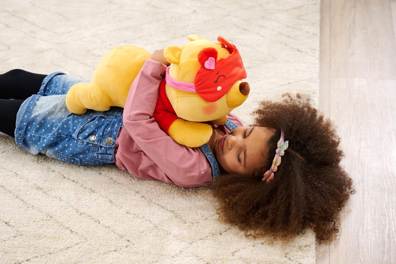 Simba Toys Disney Snuglets Wellbeing Lying Teddy Bear 40 cm Soft Toy with Sleep Mask and Soothing Extra Weight Approx 1500g, Suitable for the First Months of Life, Nice Gift