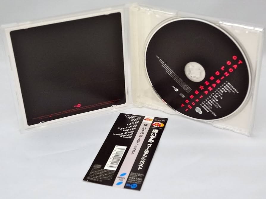 Amazon.co.jp: GOLDEN☆BEST/橘いずみ: ミュージック