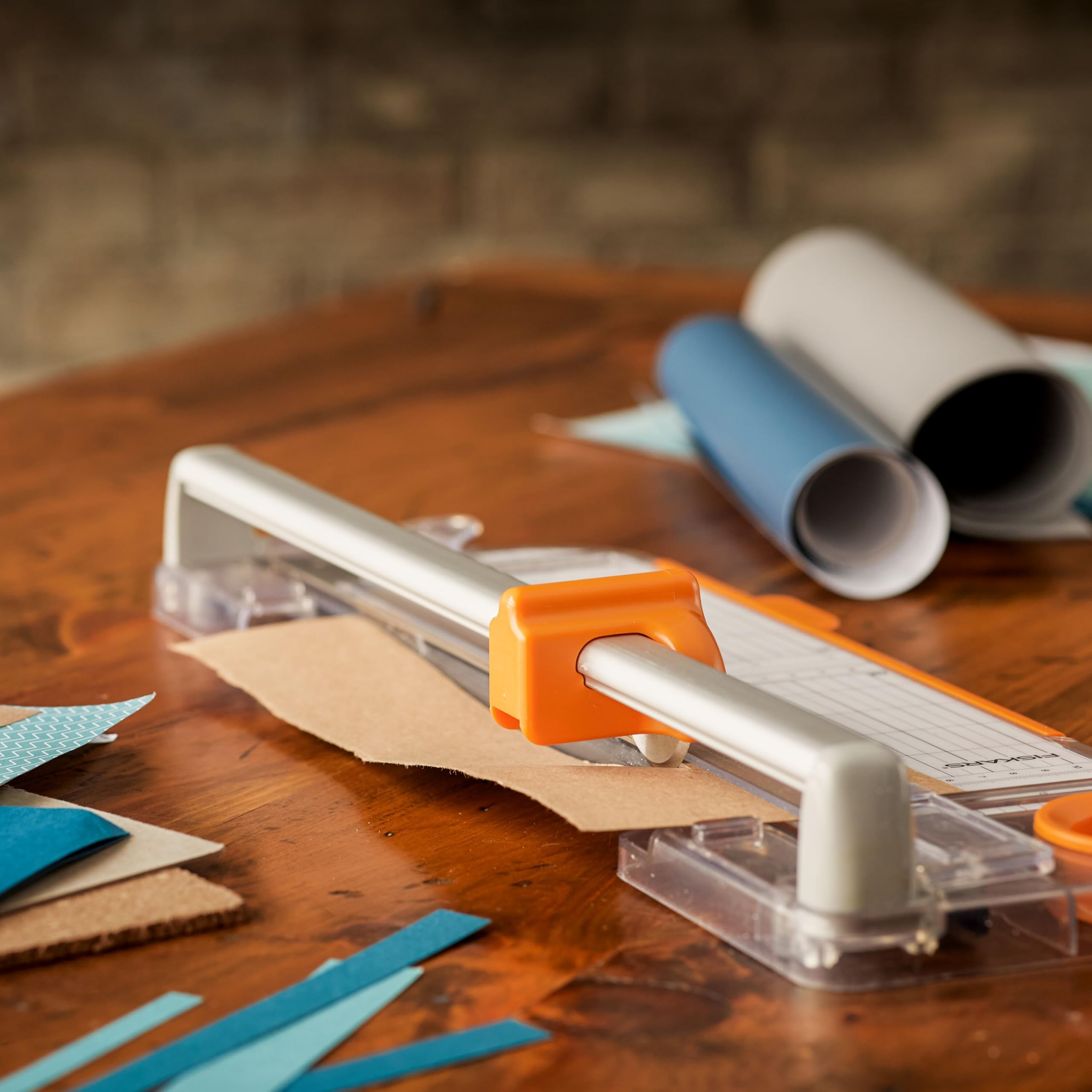 Fiskars Recortadora giratoria de papel de 12 pulgadas, hoja autoafilable