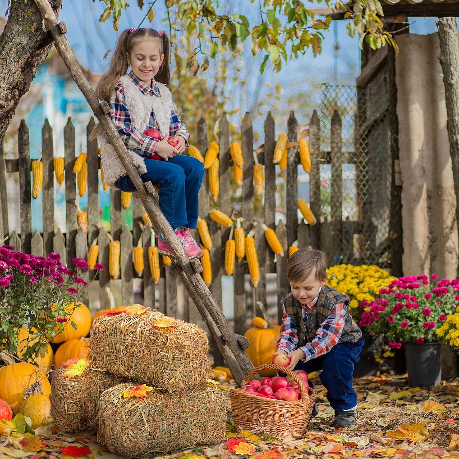 4 Pcs 13 x 6 x 5 Inch Decorative Straw Hay Bale Stack Decoration with 200 Pcs Fake Artificial Fall Maple Leaves for Fall Thanksgiving Harvest Autumn Party Decoration