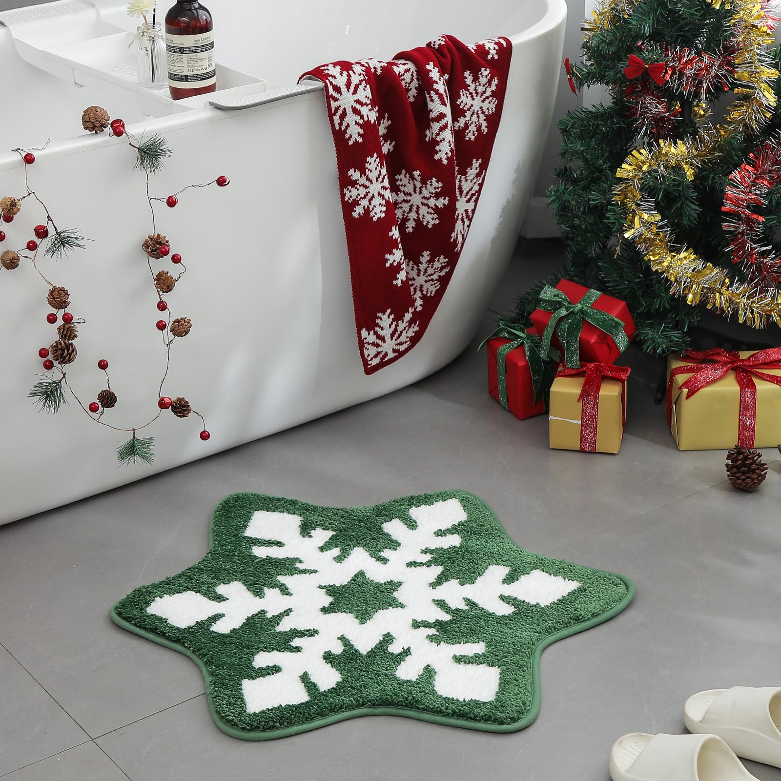 YRXRUS Christmas Snowflake Bathroom Rug, Christmas Decorations, Green White Snow Shaped Mat, Living, Bedroom, Kitchen, Children's Room, Porch Mat, Accent Area Rugs 25.6x25.6 inches