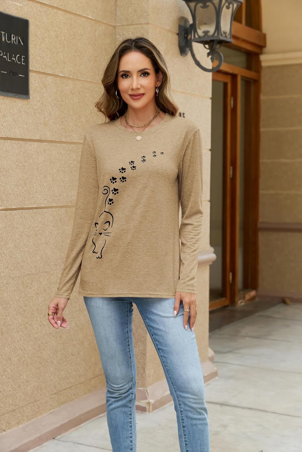 Women's Long Sleeve tees Cat Mom Graphic Tee Shirts Womens Graphic t Shirts Pullover Tops - Image 6