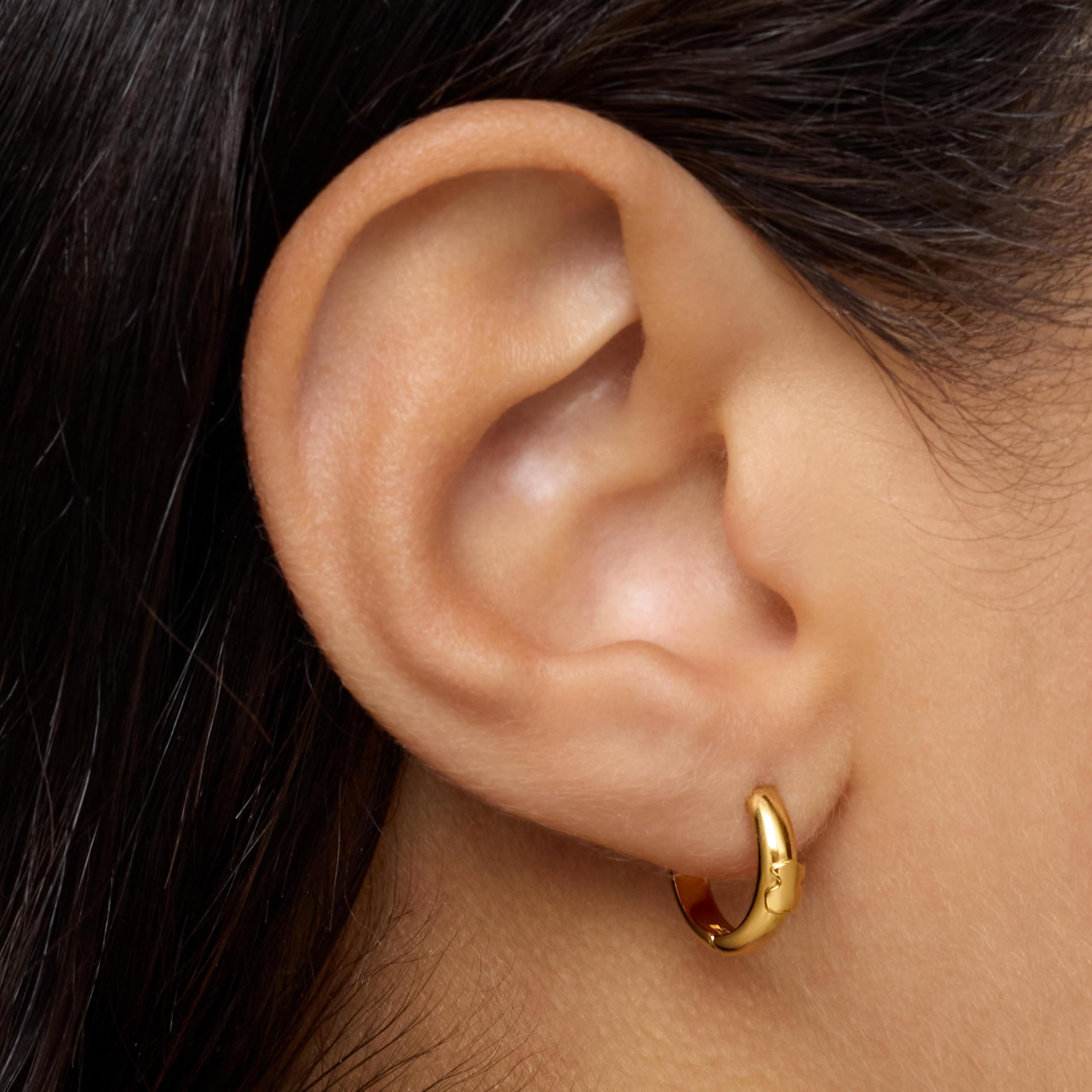 TOUS Pendientes aro con oso y baño de oro de 18 kt sobre plata 12 mm, Para Mujer, Colección Basics