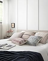 Vista 3 de Loloi Chris Loves Julia x Pillow Collection PCJ0002 - Almohada de poliéster (13 x 21 pulgadas), color borgoña/marfil