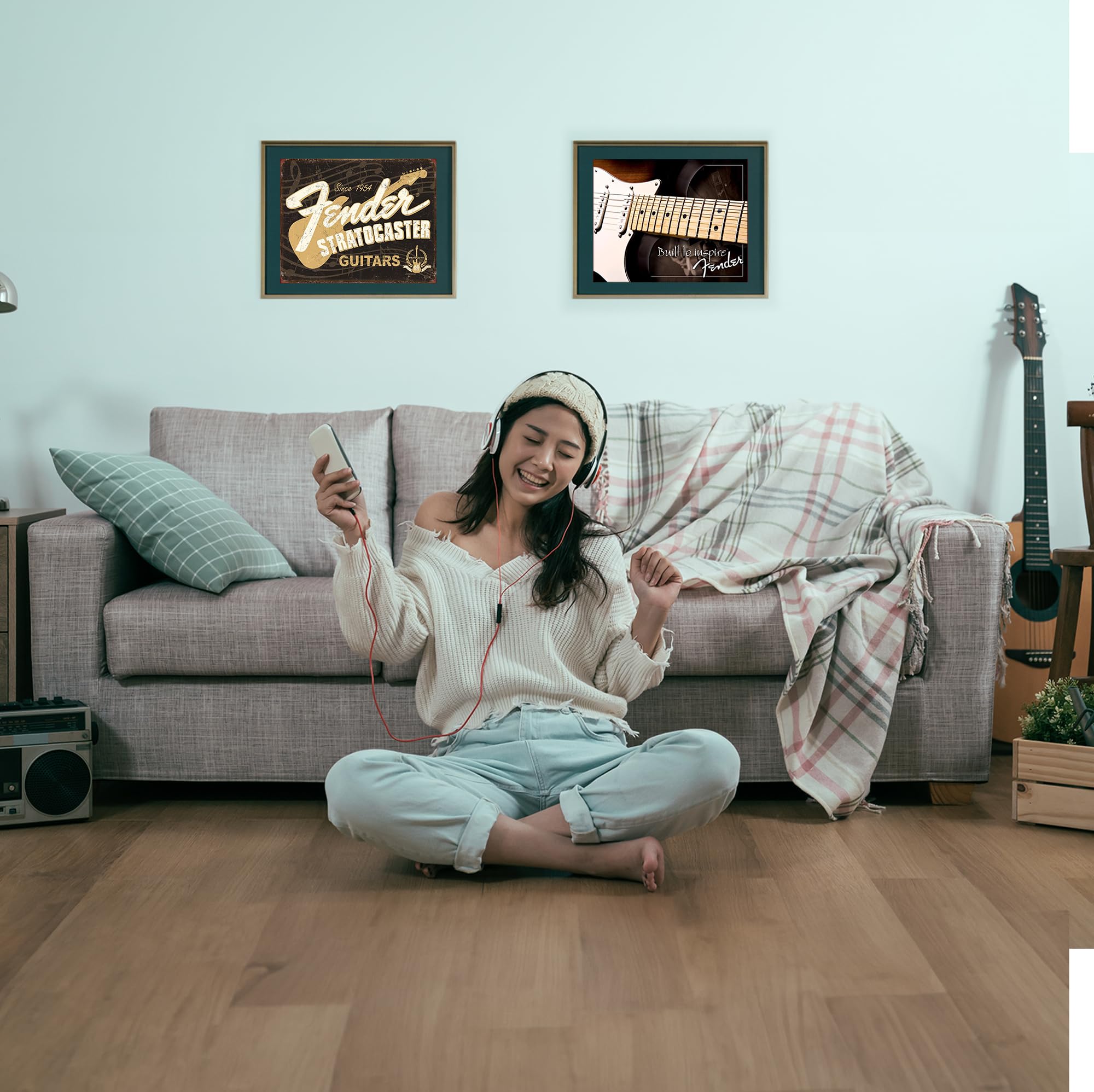 Amazon.com: AMERICAN LUXURY GIFTS Fender Guitar Retro Wall Art