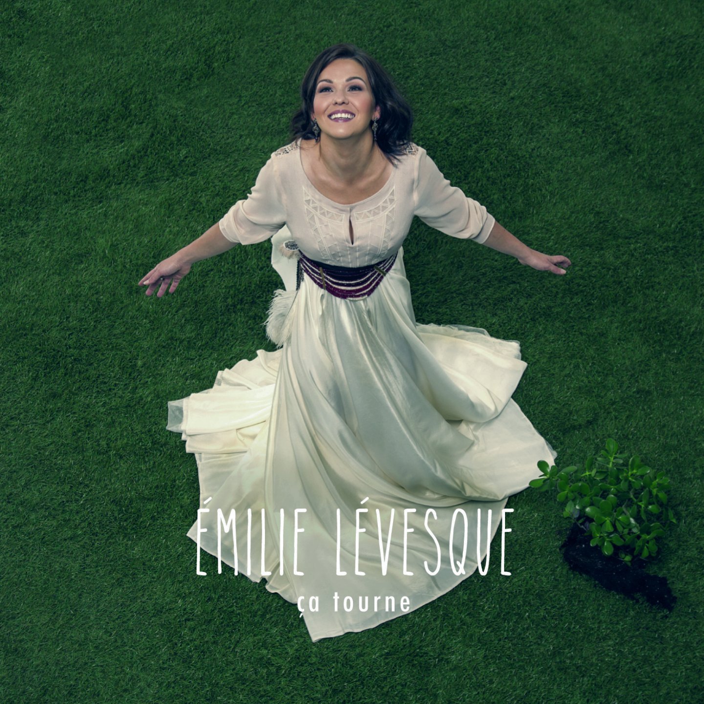 Ca Tourne [Audio CD] Emilie Levesque Ca Tourne
