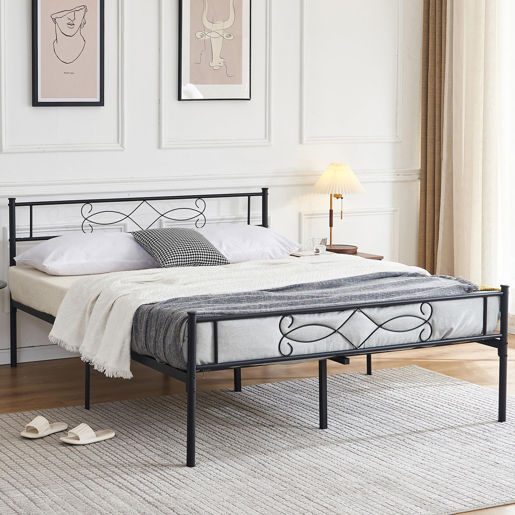 VECELO Queen Size Bed Frame Metal Platform/Mattress Foundation with