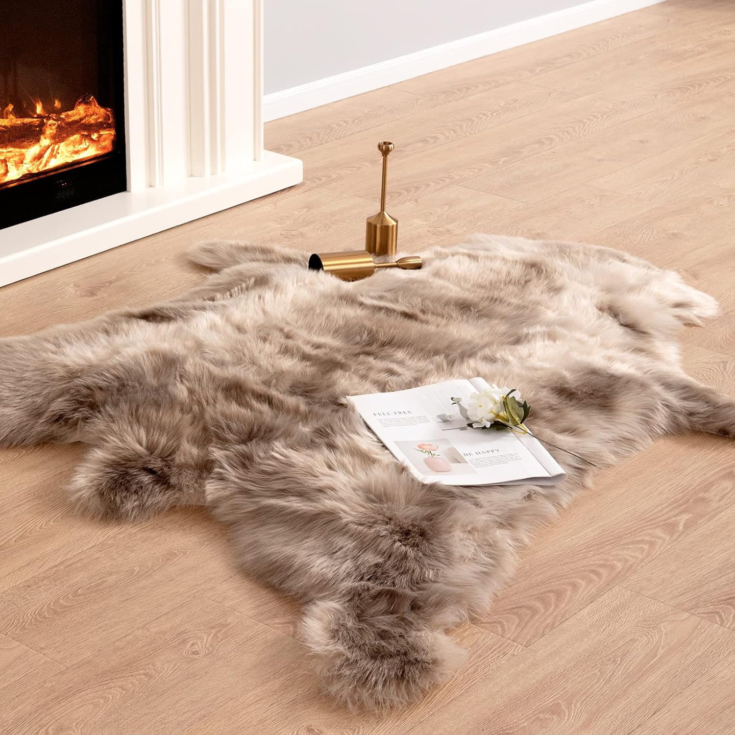 Carvapet Soft Fur Rugs Fake Reindeer Hide Area Rug Fluffy