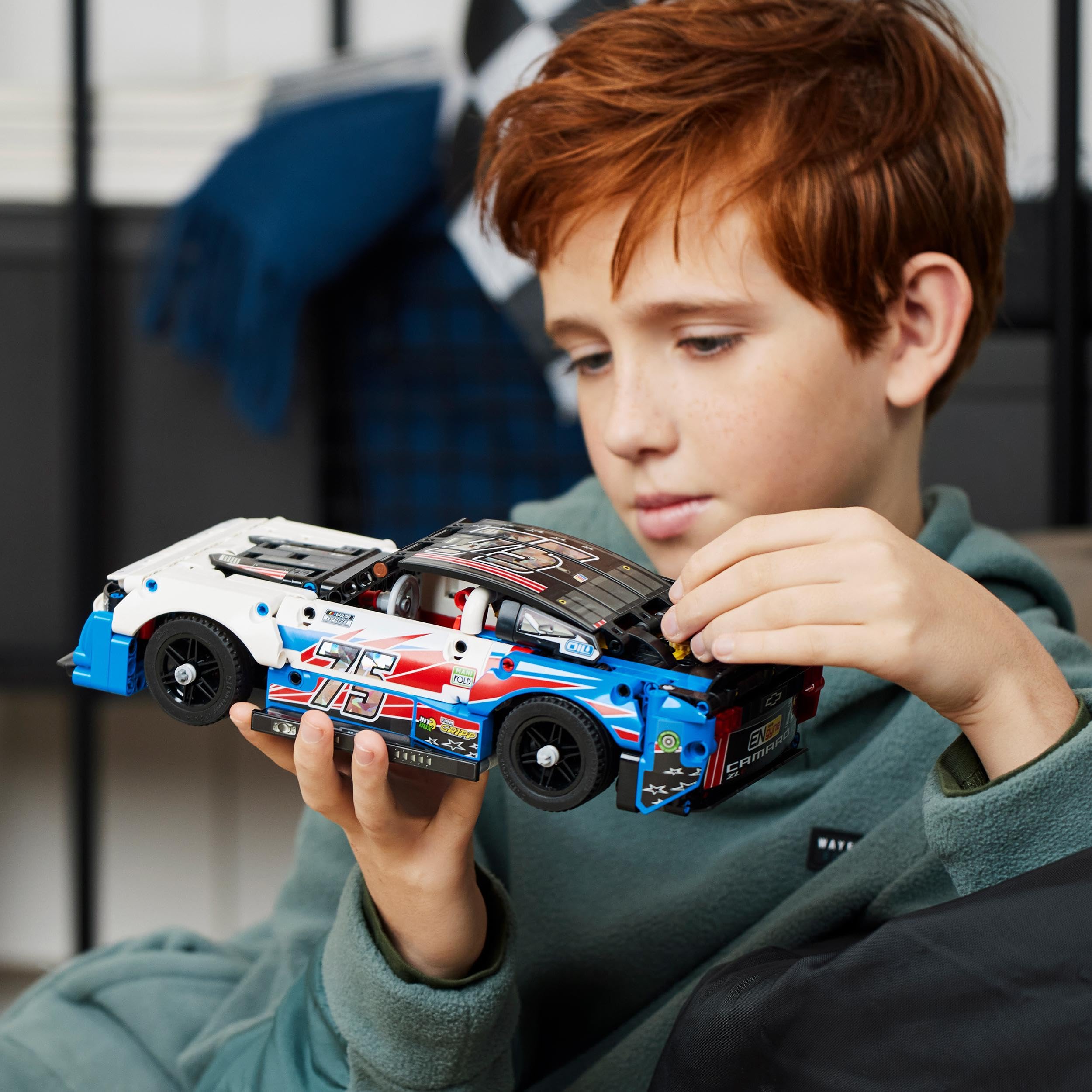 LEGO 42153 Technic Nascar Next Gen Chevrolet Camaro ZL1, Maqueta de Coche de Juguete para Construir, Deportivo, Réplica Coleccionable, Regalos para Niños
