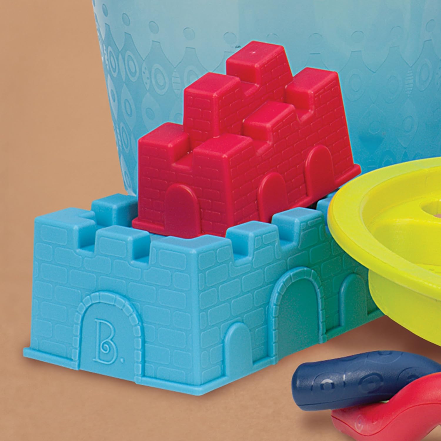 B. Toys – Shore Thing – Large Beach Playset – Large Bucket Set (Sea Blue) with 11 Funky Sand Toys for Kids – Phthalates Free – 18 M+ : Toys & Games