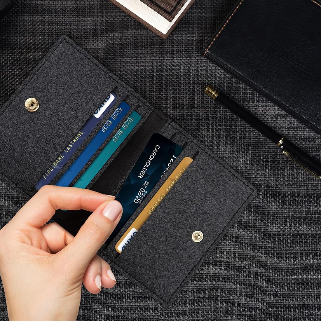Porte Cartes de Crédit Homme en Cuir Ultra-Mince avec Anti-Piratage RFID 8 Emplacements Noir