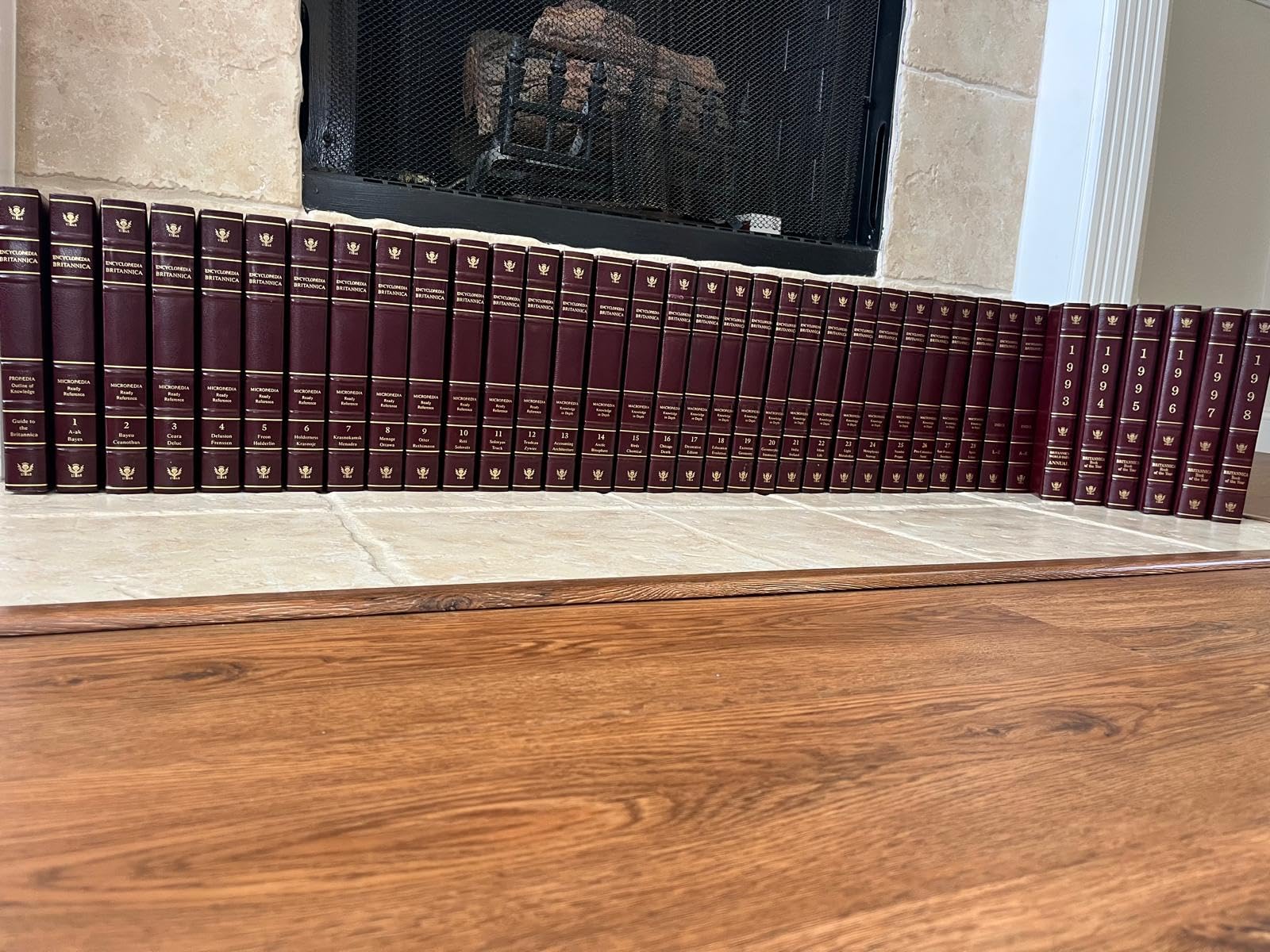 New Encyclopedia Britannica 35VOL Hardcover – Box set, January 1, 1987