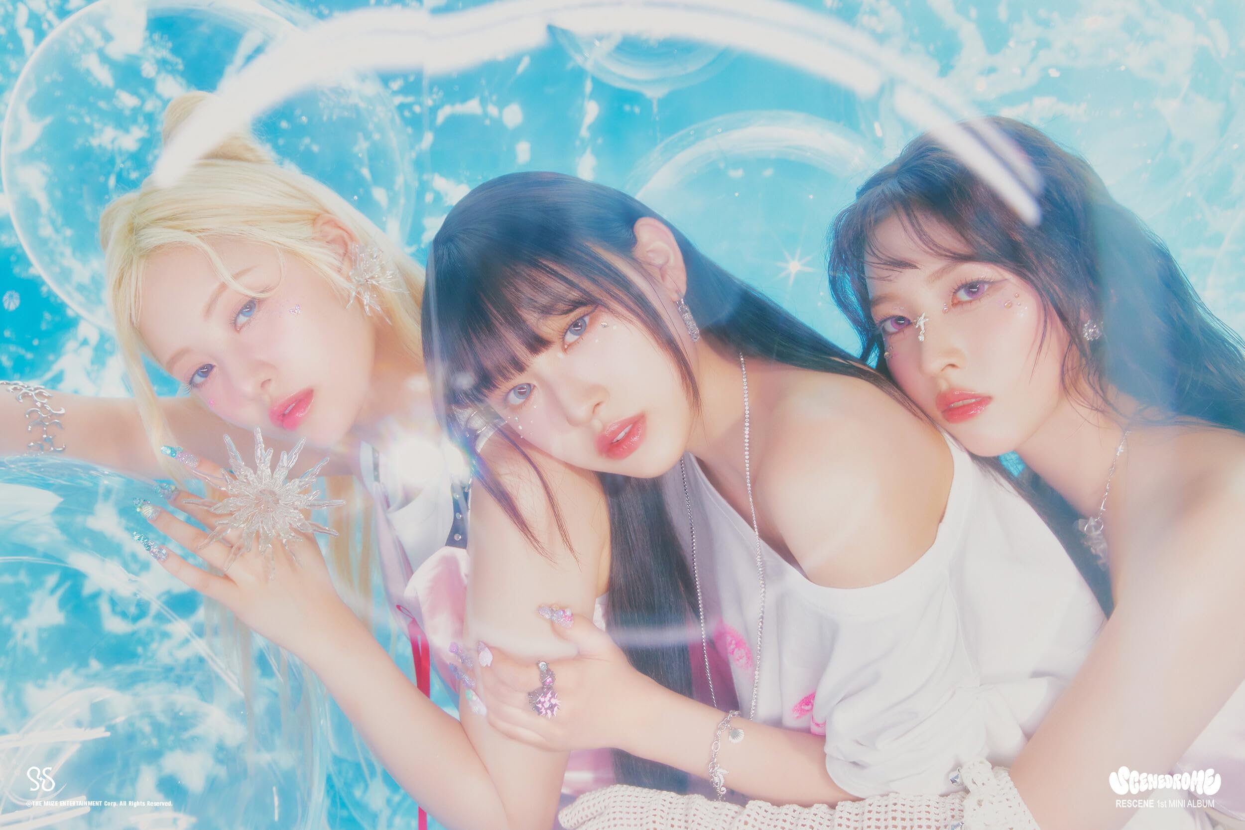 Amazon.com: RESCENE SCENEDROME 1st Mini Album with Tracking