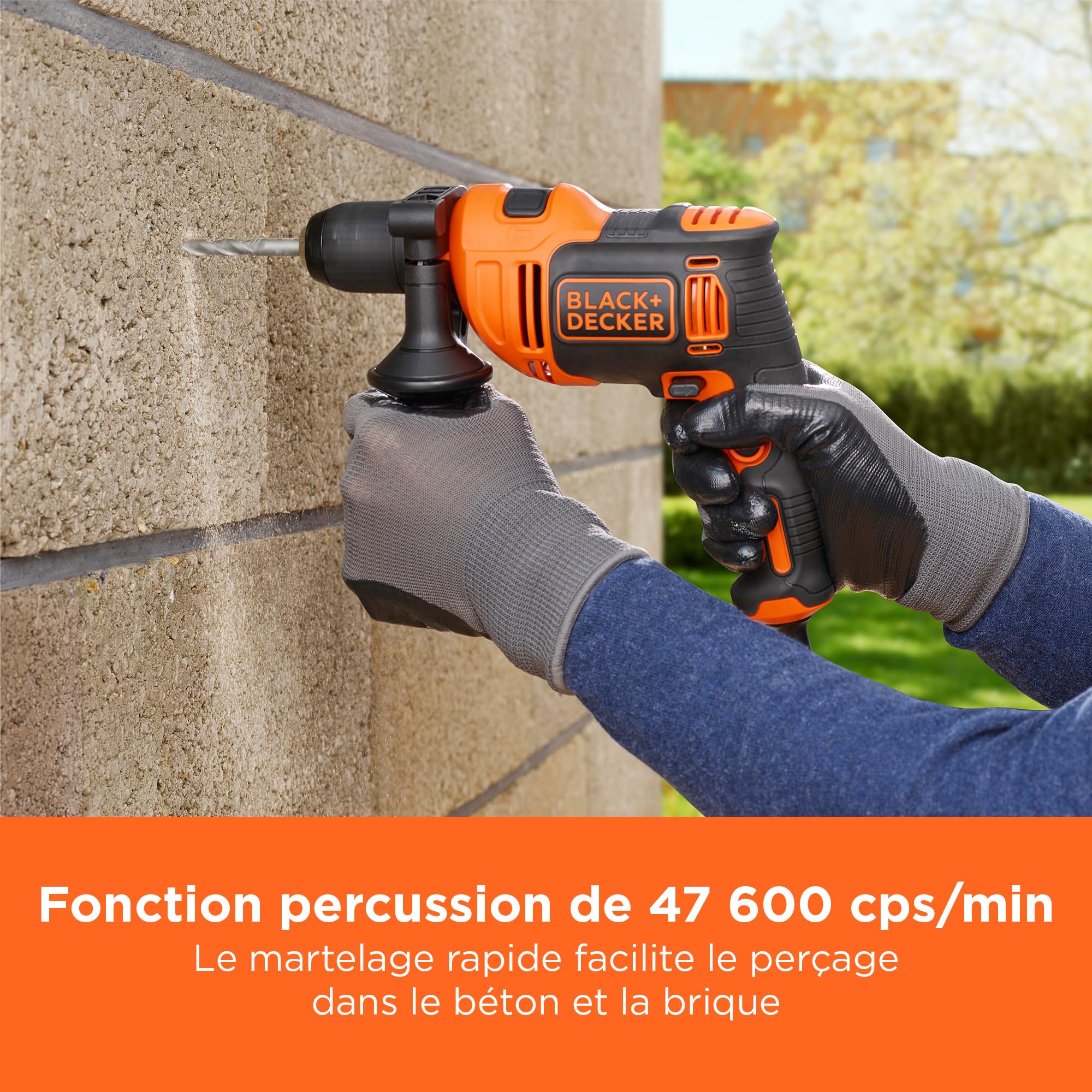 BLACK+DECKER Perceuse à percussion filaire haute performance de 710 W, 0-2800 tr/min, avec 4 forets et boîte de kit, BEH710K-QS