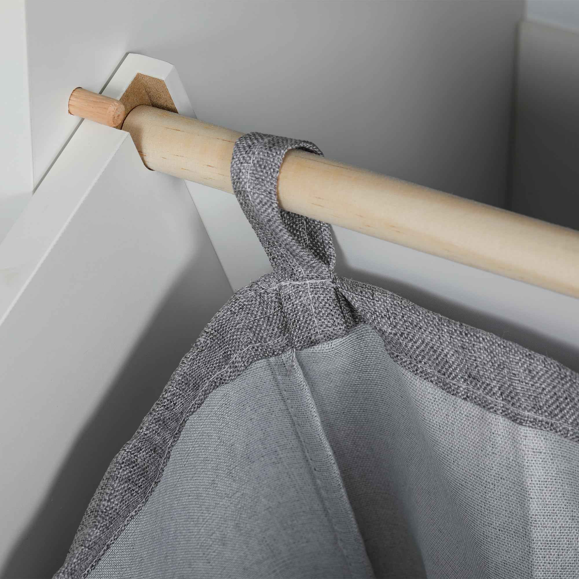 HOMCOM Mueble Auxiliar de Baño Cesto para Ropa Sucia Armario de Baño con Cajón y Diseño Anti-vuelco Mueble de Baño Moderno 52x33x90 cm Blanco