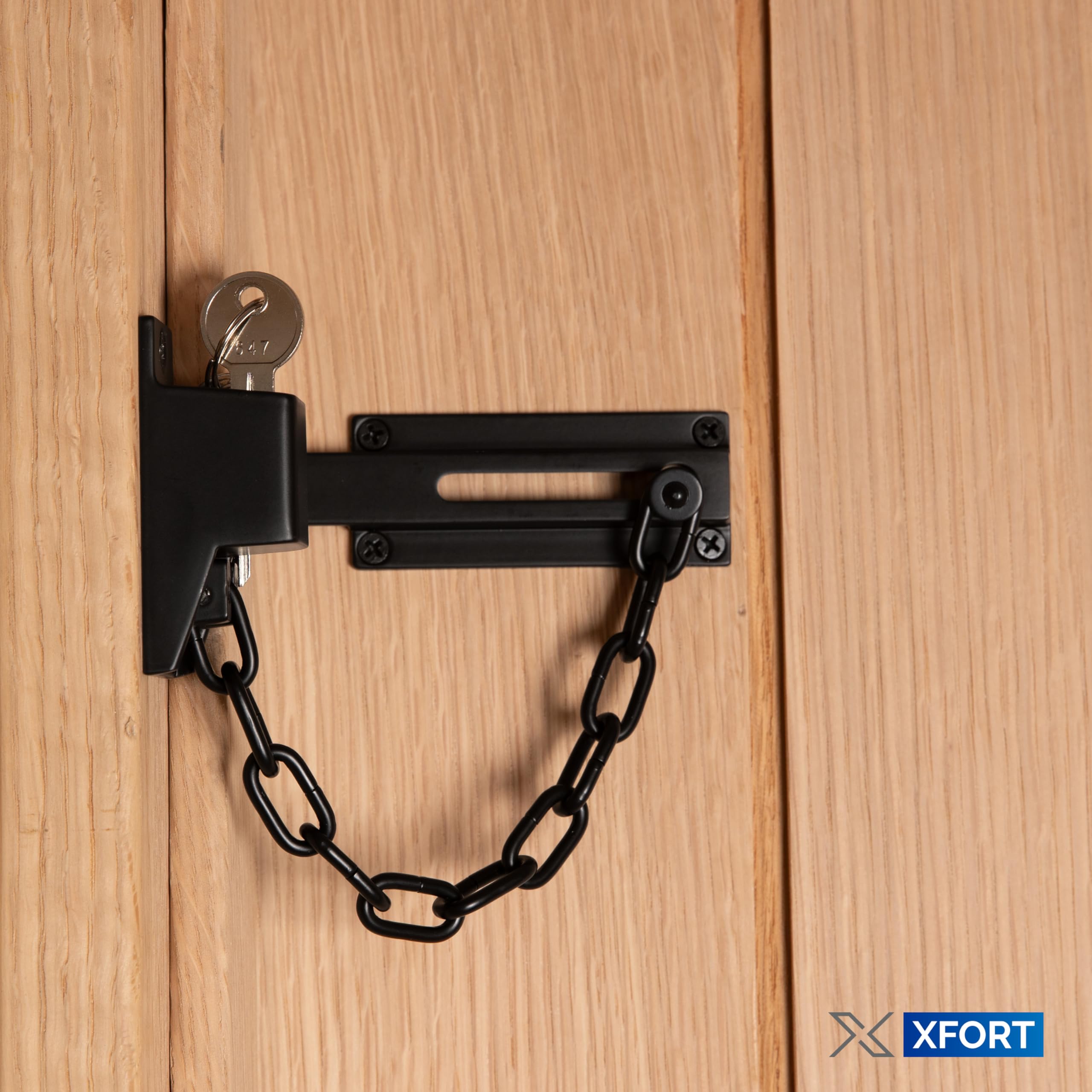Chaîne de verrouillage de porte XFORT en laiton poli, chaîne de sécurité pour porte avant avec mécanisme de déverrouillage par clé externe.