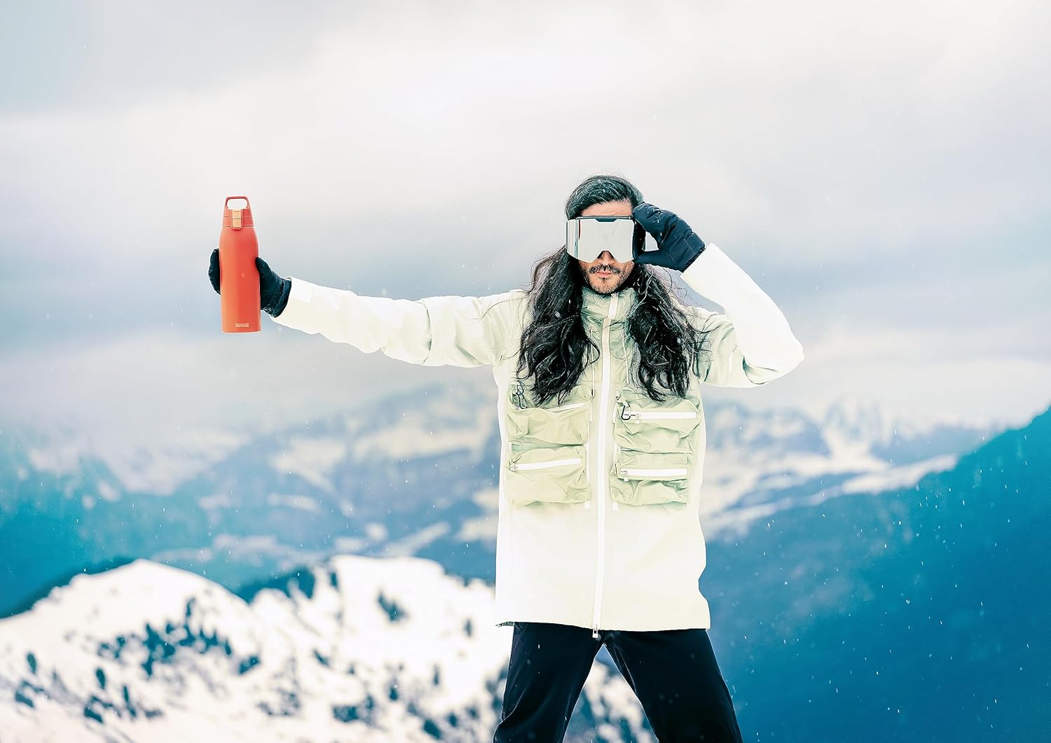 SIGG - Shield Therm- Stainless Steel Insulated Water Bottle - Carbonated Drinks, Leakproof, BPA Free, Recycled, 25, 34Oz - Image 8