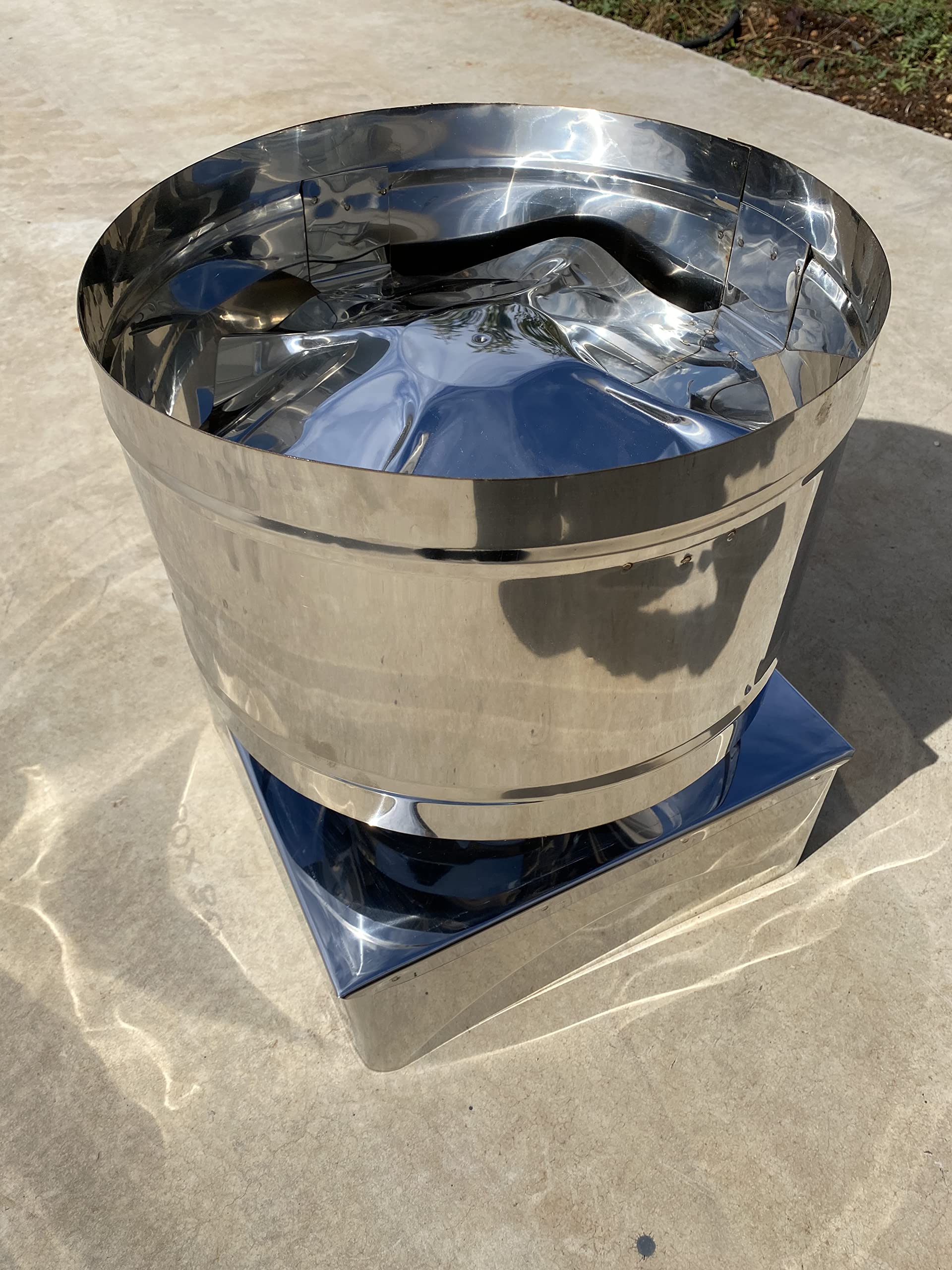 Fumaiolo, comignolo, antivento a botte base quadra Inox (22x22cm)