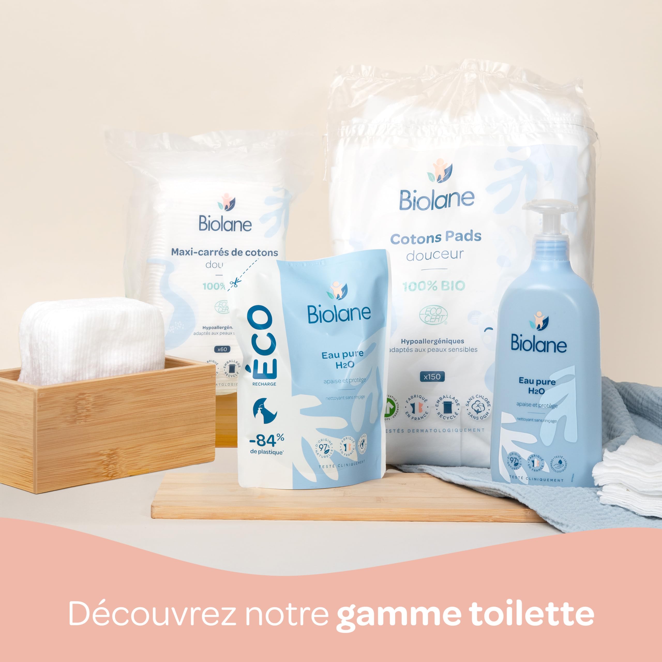 BIOLANE - Lot de 4 Flacons Eau Pure H2O - Nettoyant pour le visage, corps et siège du bébé - Sans rinçage - 4 flacons-pompe de 750ml - Fabriqué en France