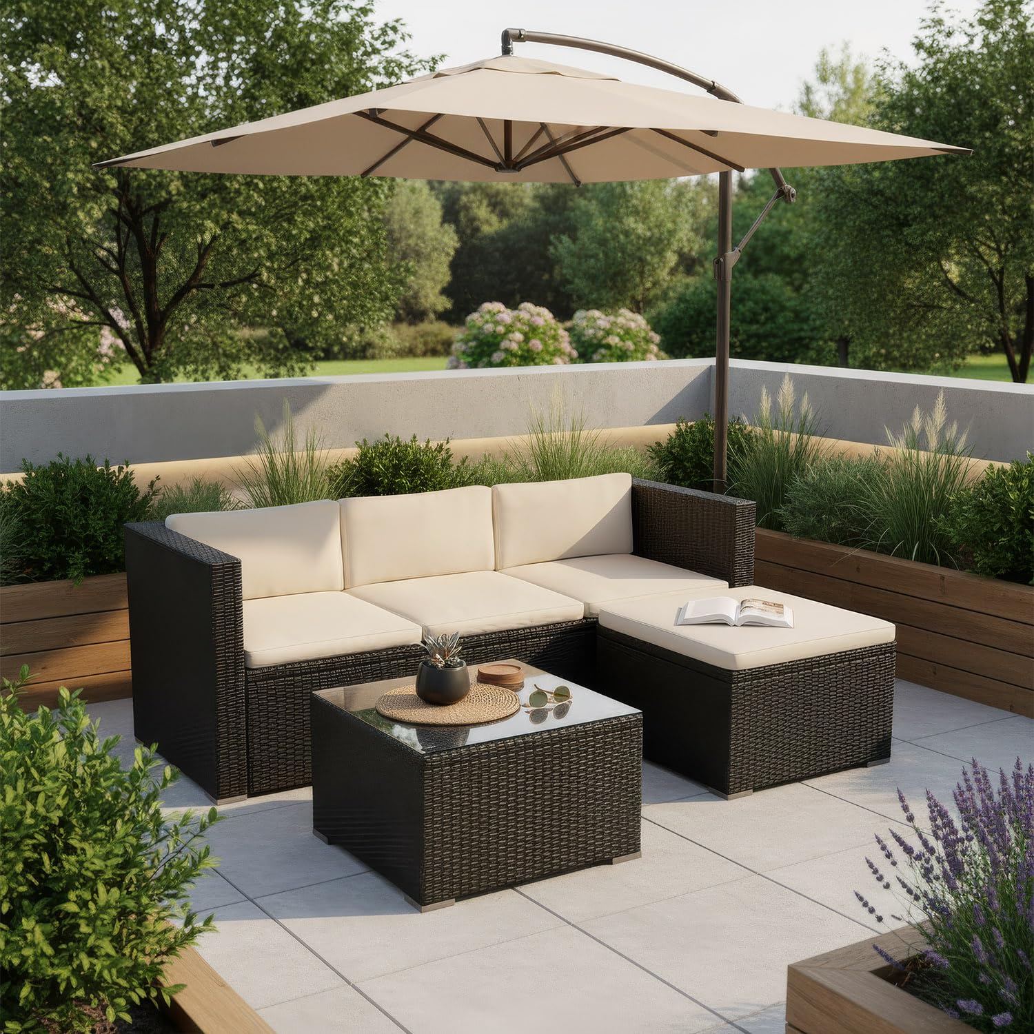 Juskys Lounge in polyrattan Punta Cana M resistente alle intemperie con divano 3 posti, sgabello, tavolo e cuscini per 3-4 persone - lounge da giardino Set di mobili da giardino nero/crema