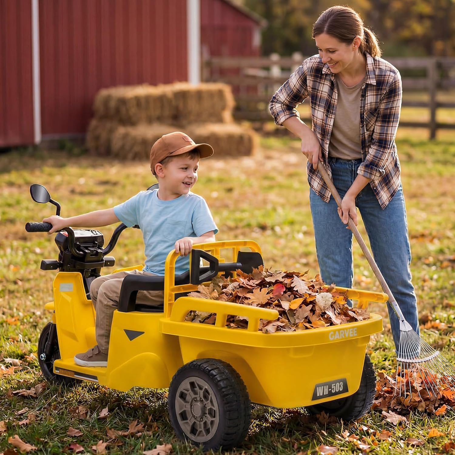 Garvee 12V Kids Tractor w/Trailer, Dump, Music, LED, 3-6KM/H | Atmungsaktives Material