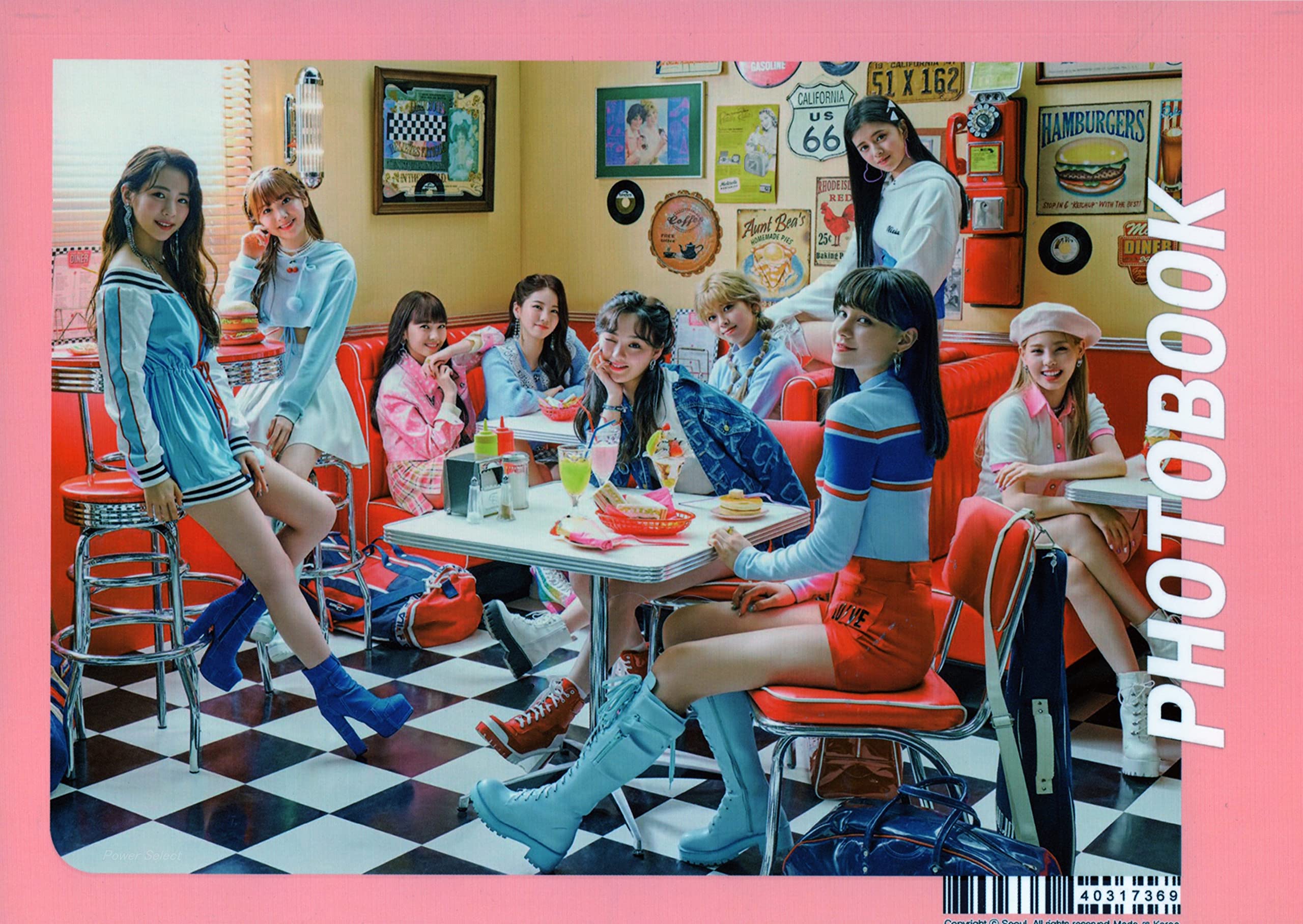 Amazon.co.jp: NiziU ニジュー 写真集 SPECIAL POHOTO BOOK 50