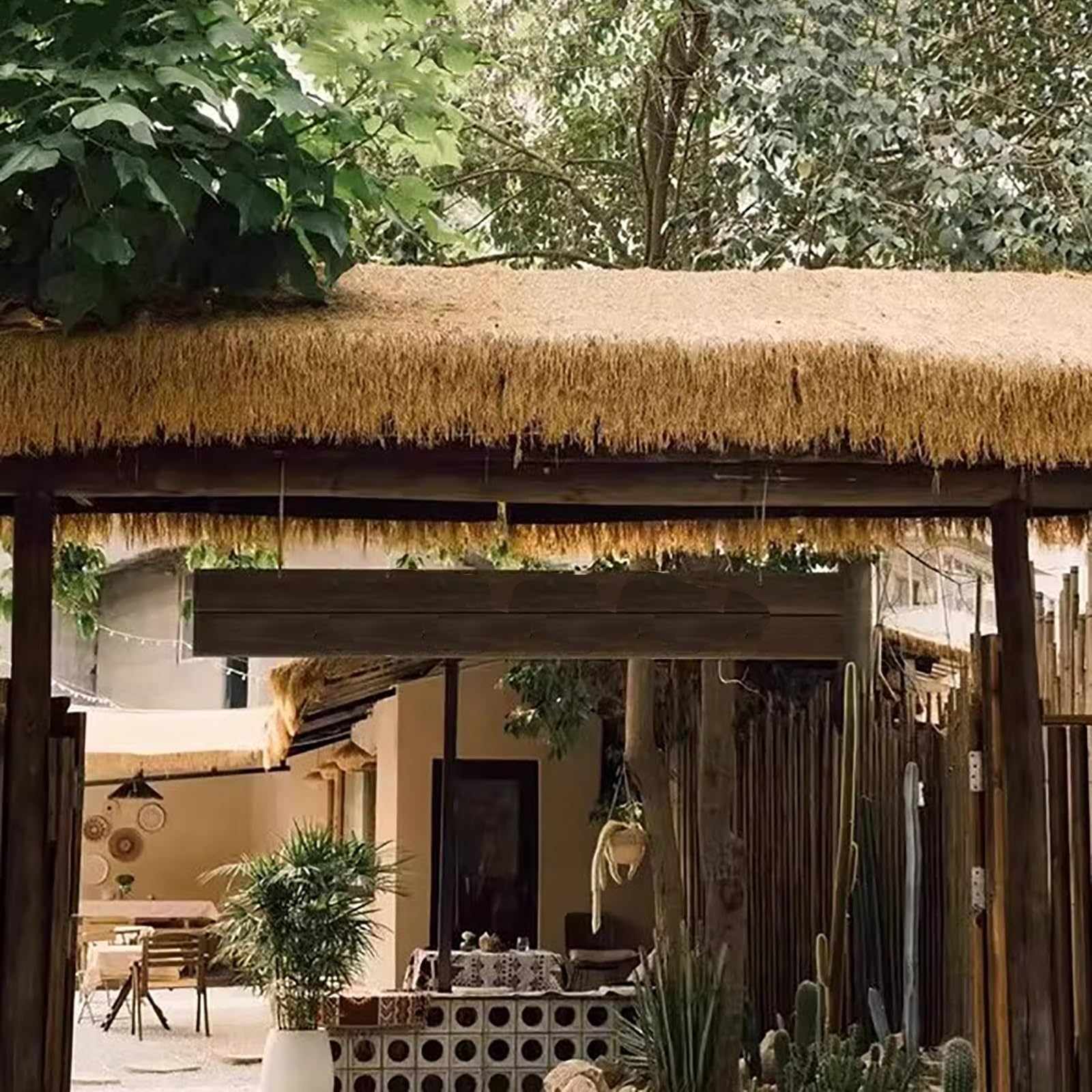 Sztuczna słomiana rolka ogrodowa, ognioodporna syntetyczna rolka strzechy, meksykańska sztuczna słoma, kryty strzechą, parasol ogrodowy (1 x 10 m)