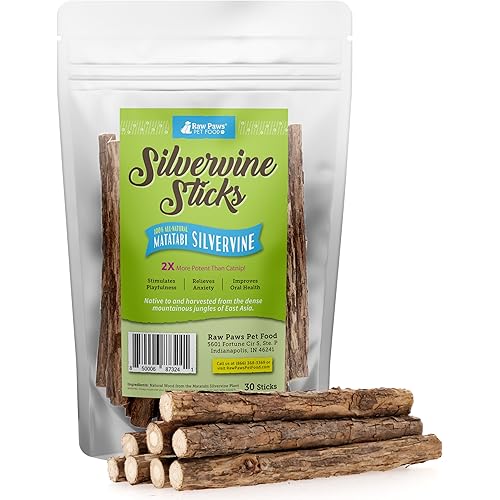 Raw Paws Silvervine Sticks for Cats (30 Pack) - Silvervine Cat Toy for Indoor Cats - Catnip Sticks - Silver Vine Cat Chew Stick