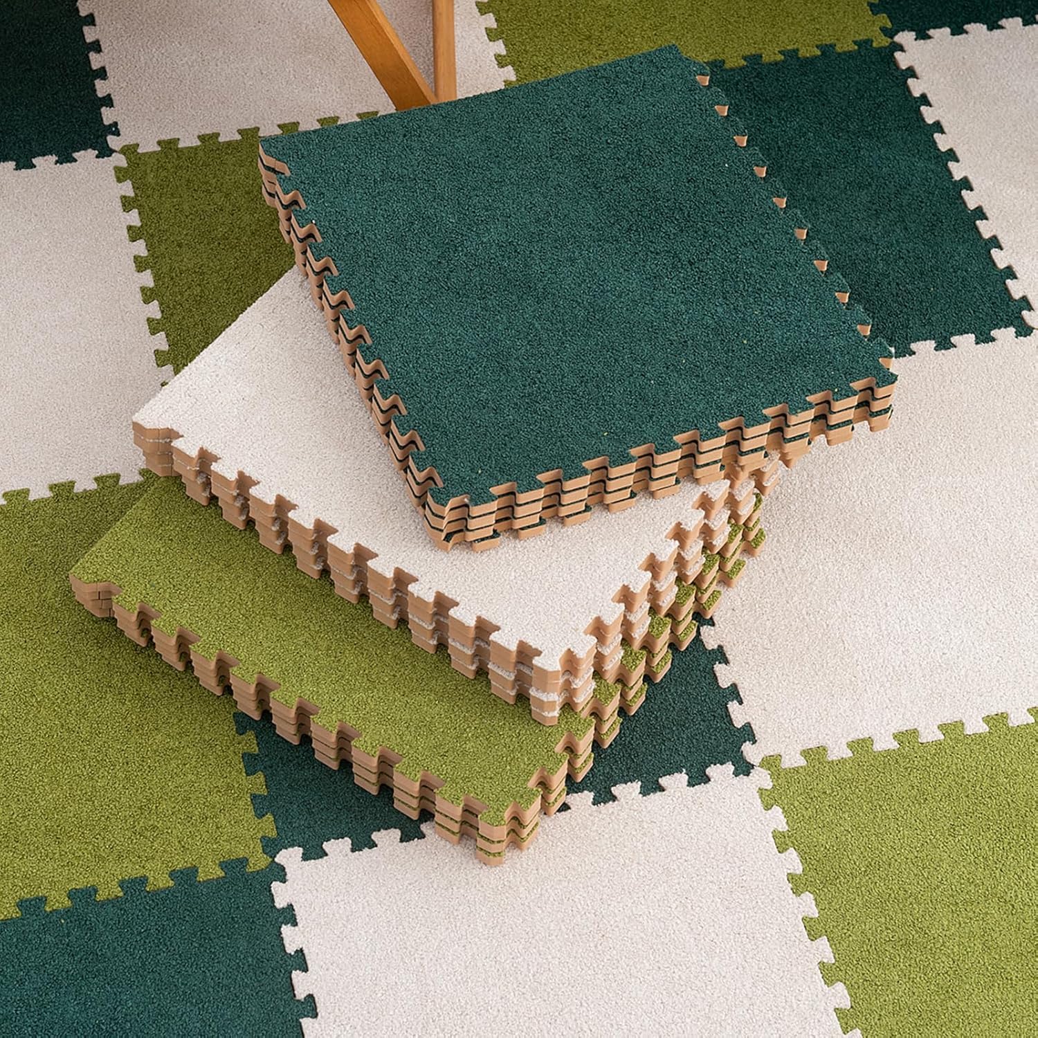 LNNNW Miękka Pluszowe maty puzzle 10 szt. Kwadratowy dywanik z kudłatym włosiem, kwadratowa mata podłogowa z wyrzynarką, kudłate maty podłogowe(Dark Green+dark Green+beige)