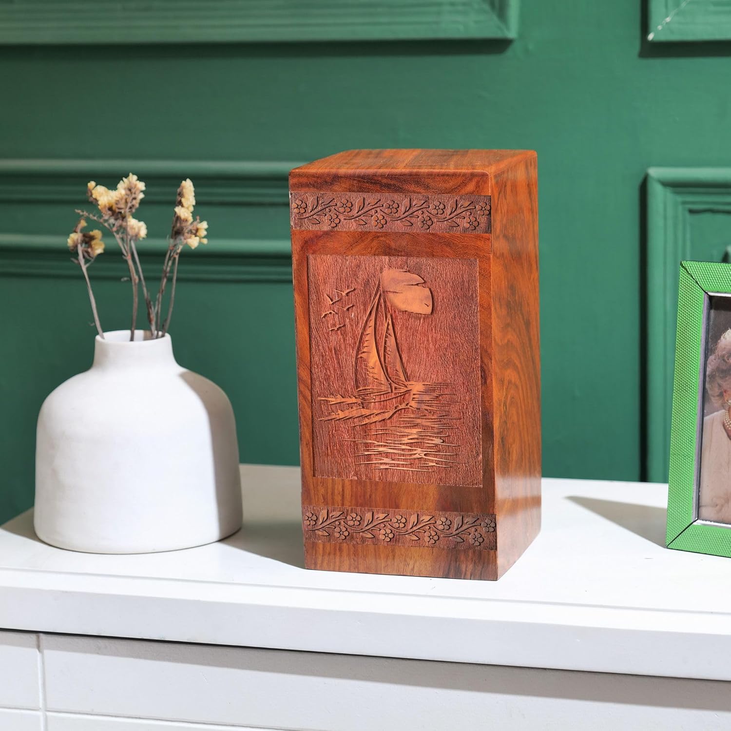 Sailboat Urn - 10 Inch Urn - Wooden Urn for Human Ashes Adult - Funeral Urn for Ashes, Large Urn for Human Ashes Adult Male & Female, Urns for Ashes, Cremation Urn for Ashes - Pack of 1