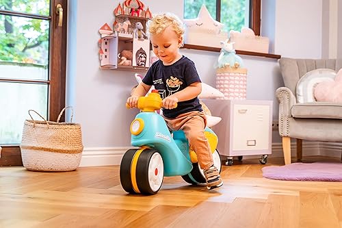 Miniatura 4 de Falk Ligh Green and Cream Strada Scooter Toy Push Ride On Motocycle para niños pequeños +1 año FA800S