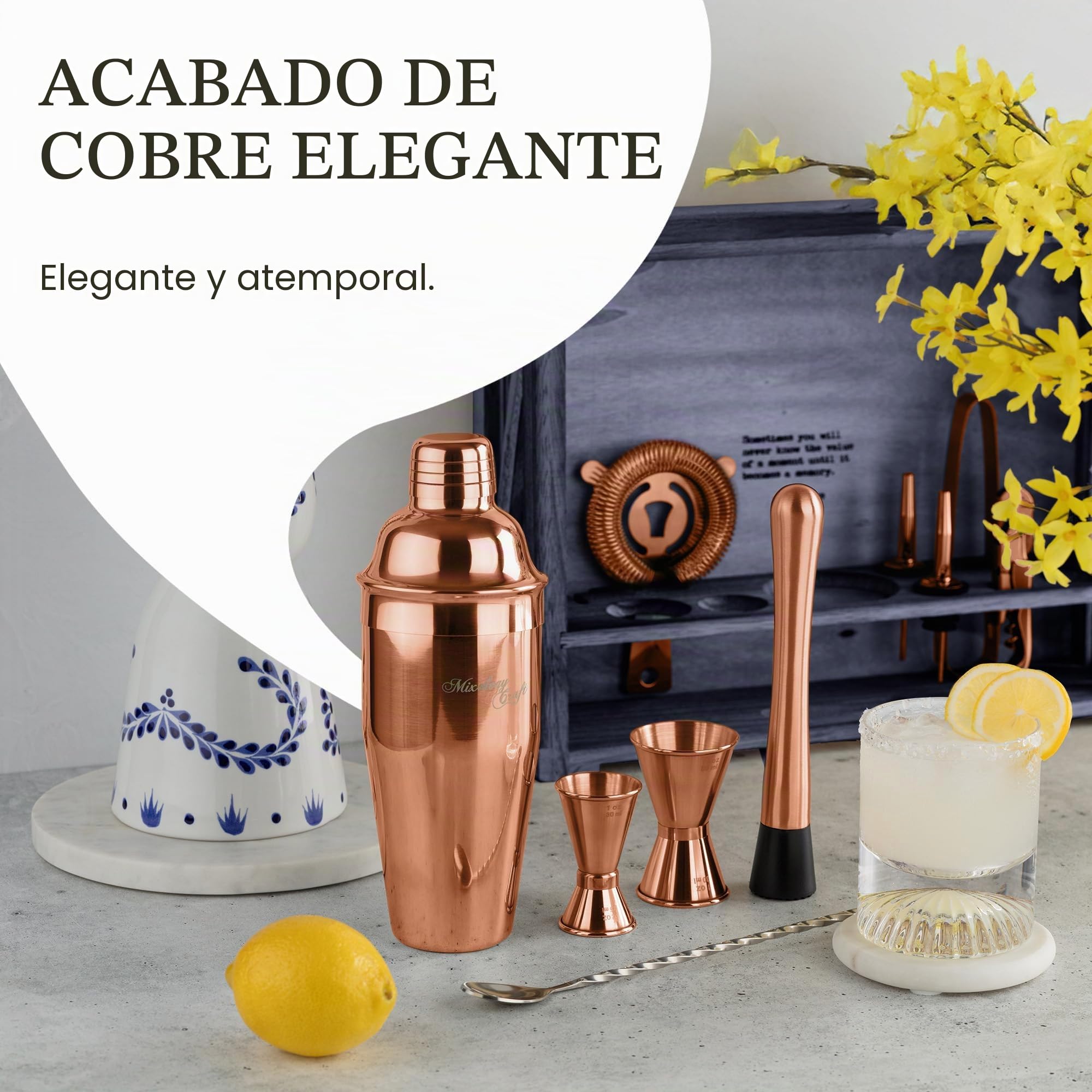 Mixology & Craft Juego de coctelera – Juego de 11 Piezas para Hacer cócteles con coctelera y Soporte de Madera rústica, Kit de Camarero y Mezclador de cóctel, Juego de Regalo de Cobre