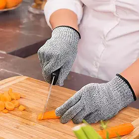 Luvas Resistentes ao Corte Nível 5 – Tamanho M Cinza para Segurança na Cozinha e no Trabalho