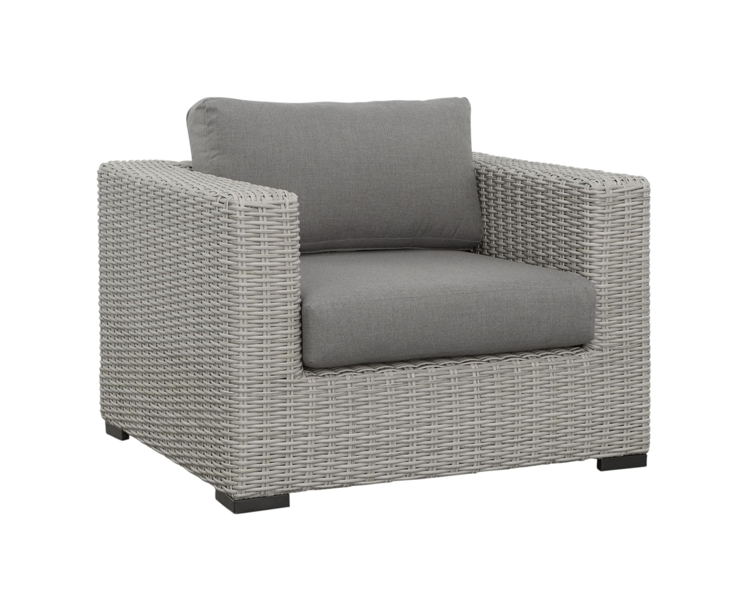 GOWE Outdoor Lounge Chair - Chic Design, Deep Cushions, Removable for Easy Storage - Relaxation in Style and Comfort