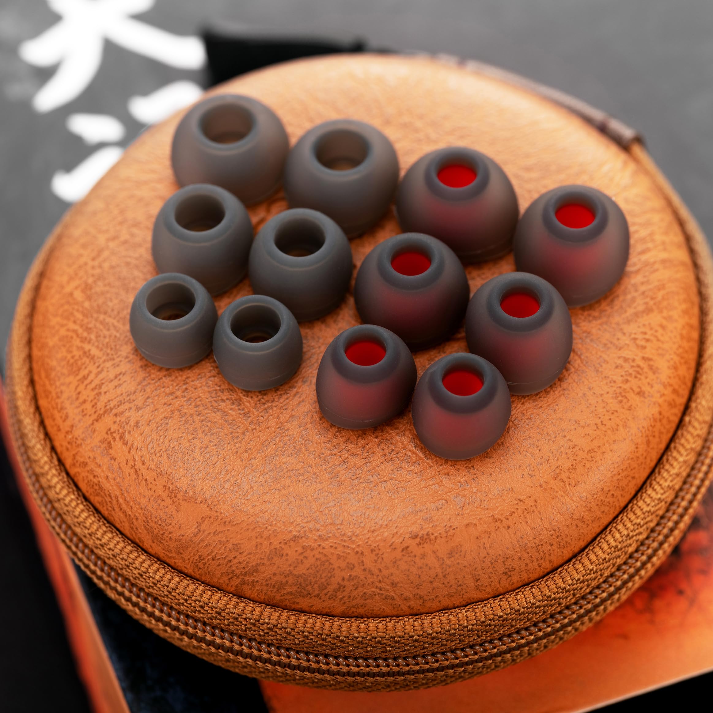 Amazon.com: syeindunce Celest Plutus Beast 1 BC+1 BA+1 SPD in-Ear